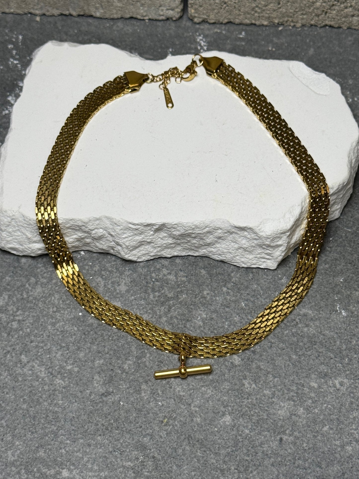 All The Way Up Choker 13" w/ Extender