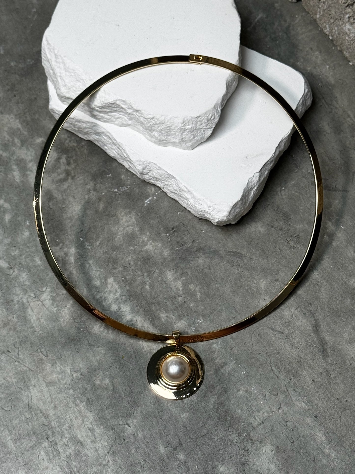 So Sweet Pearl Choker 17"