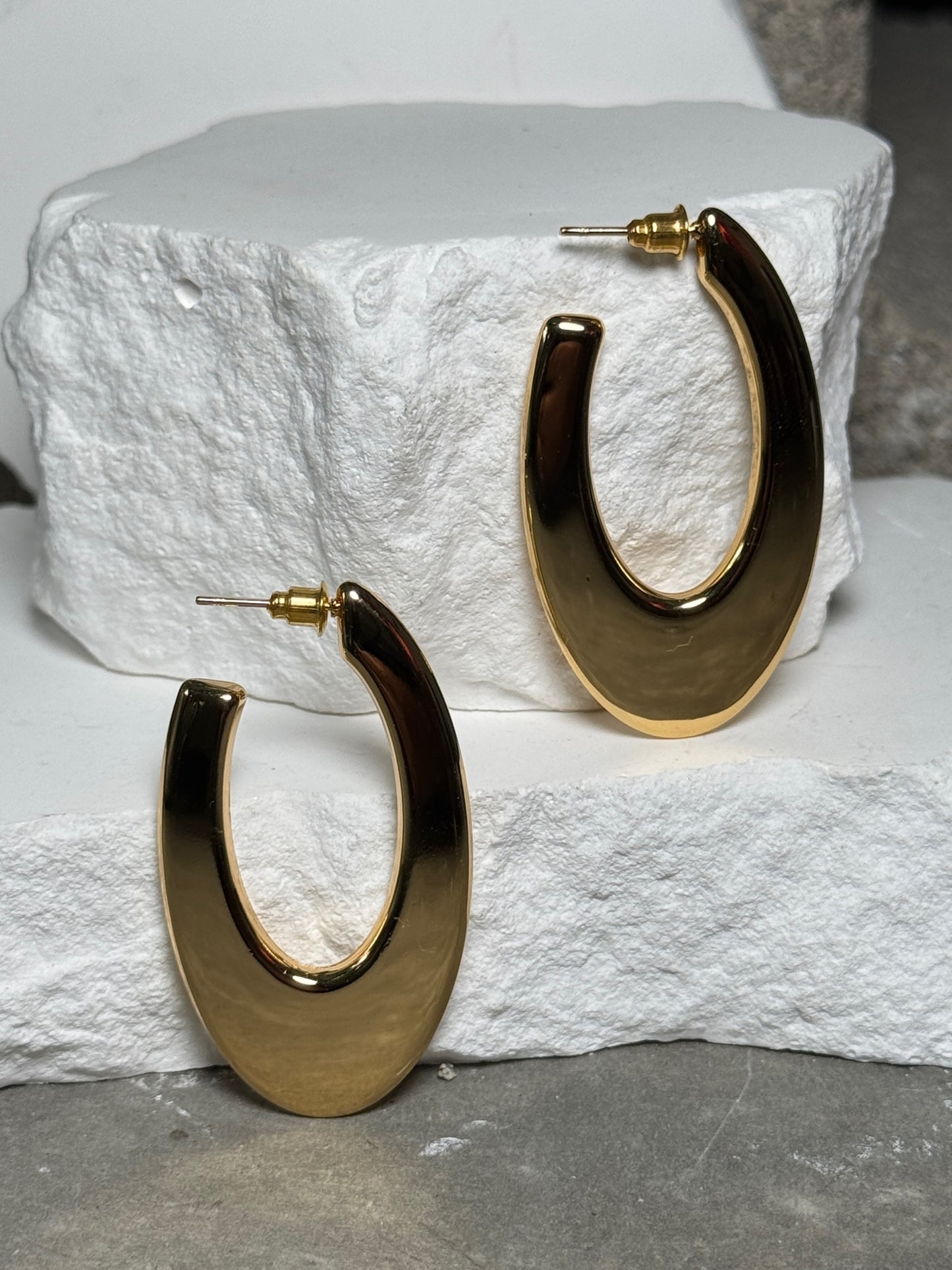 Sculpt Oval Hoops - Ultra-Thin Lightweight Metal Earrings