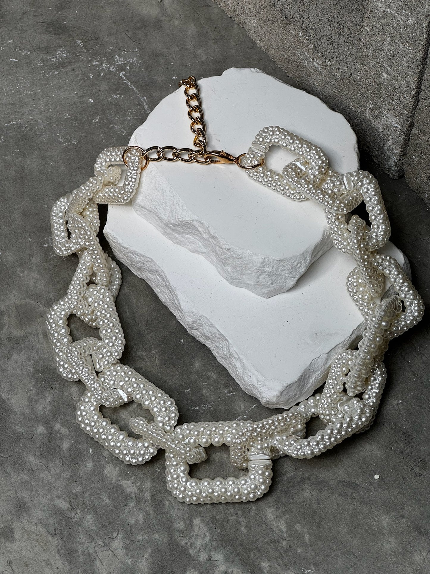 Bad Pearl Link Necklace 17" w/ Extender