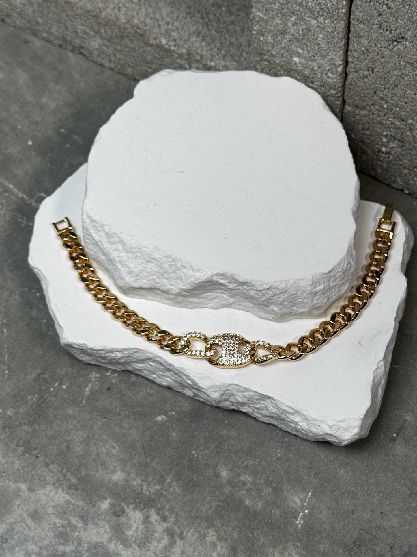 Crystal Clasp Link Bracelet 7"