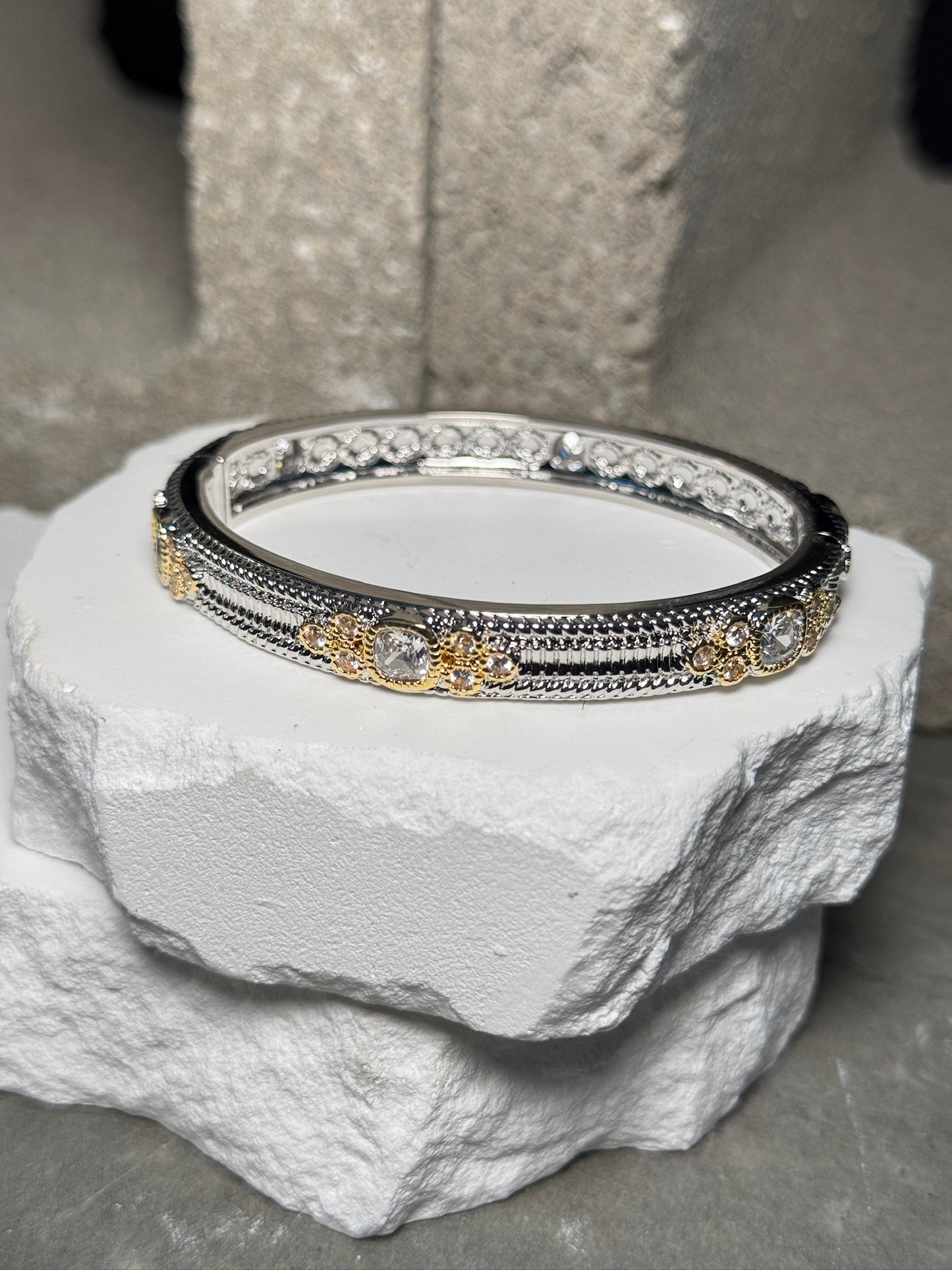Envy Me Rhinestone Sparkle Bracelet 8"