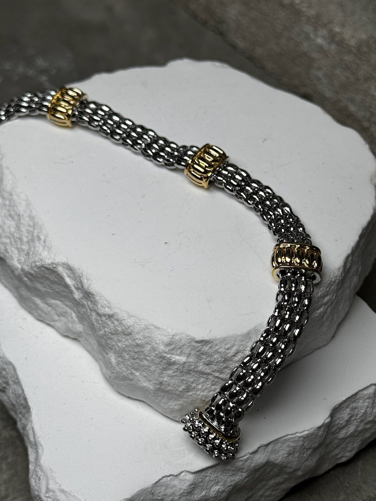 Day Dream Mix Metal Magnetic Bracelet 7"