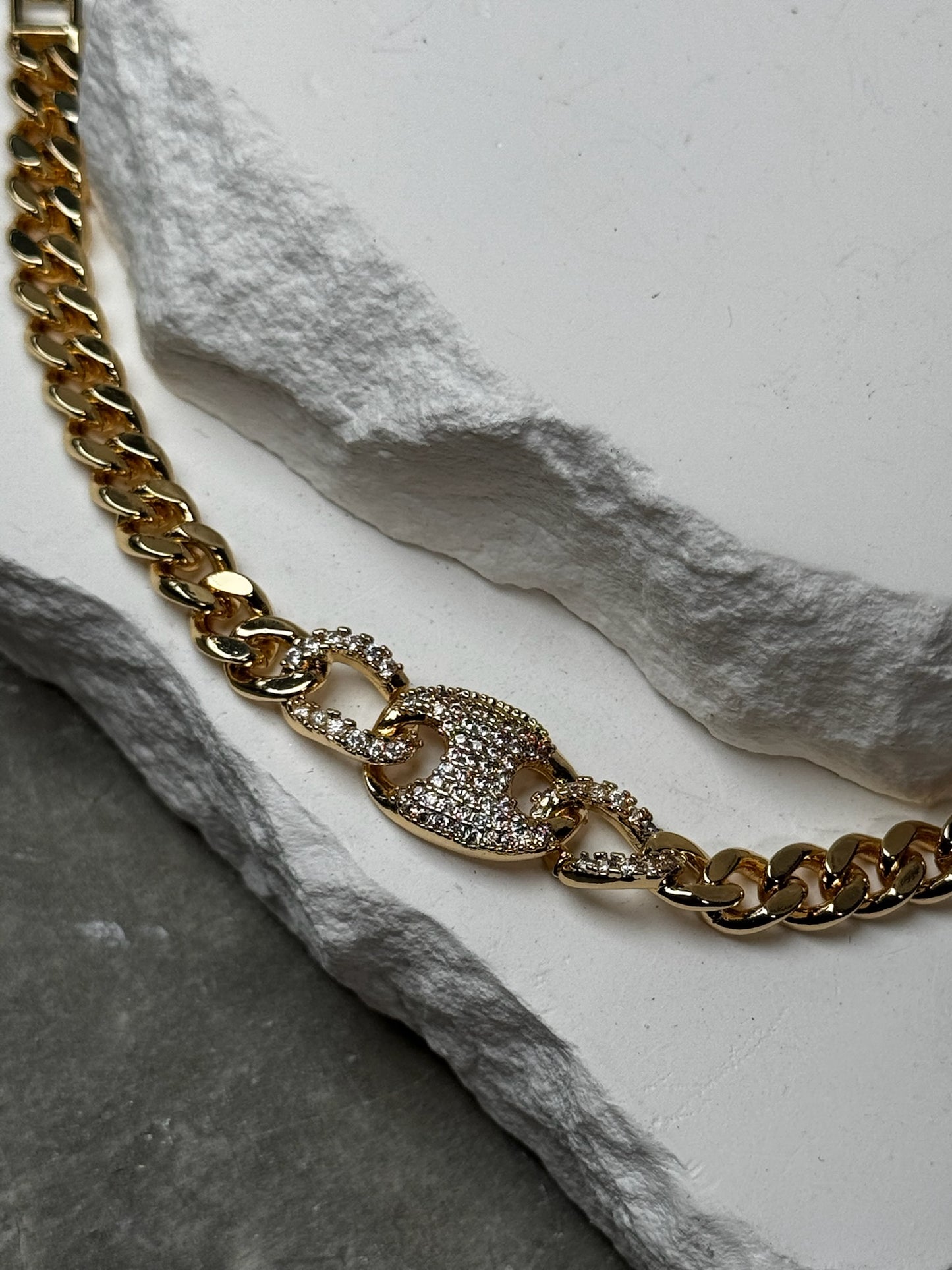 Crystal Clasp Link Bracelet 7"