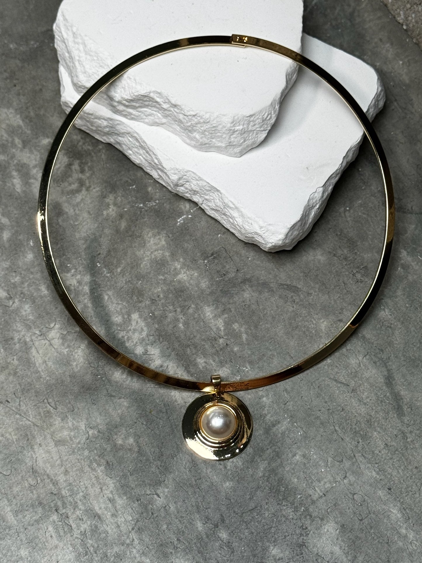 So Sweet Pearl Choker 17"