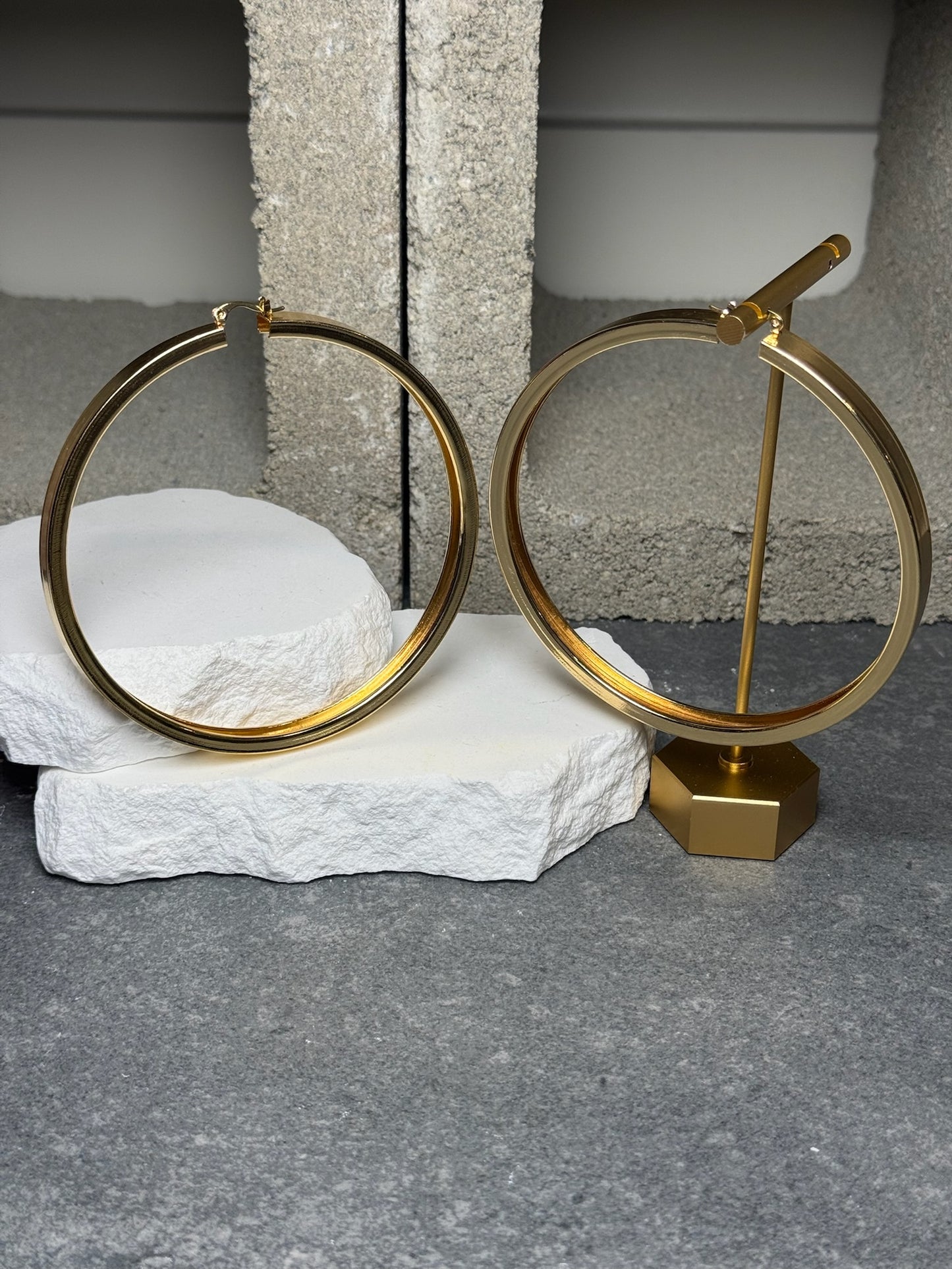 In Rotation Hoop Earrings