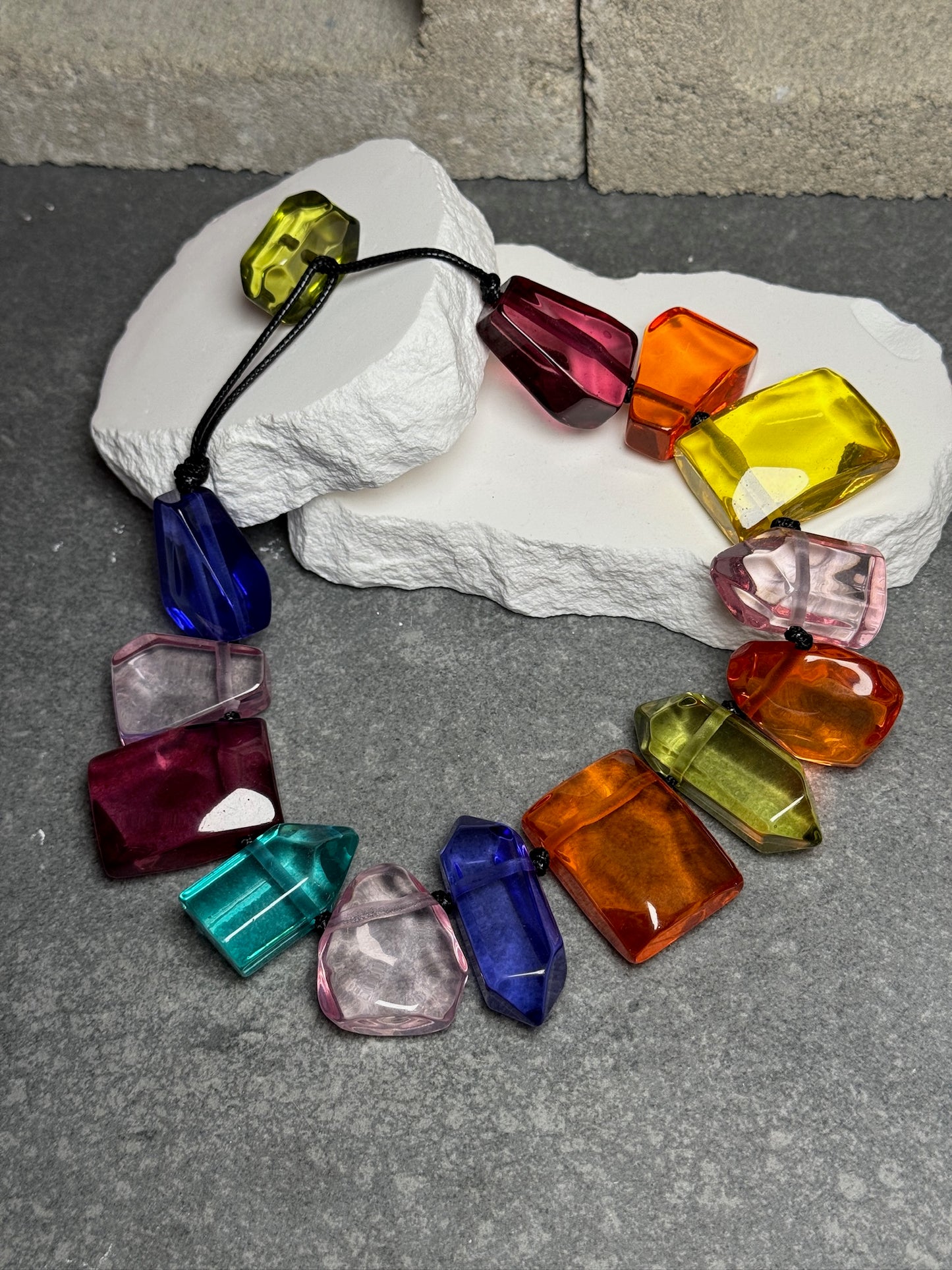 Jelly Gem Statement Necklace 19"