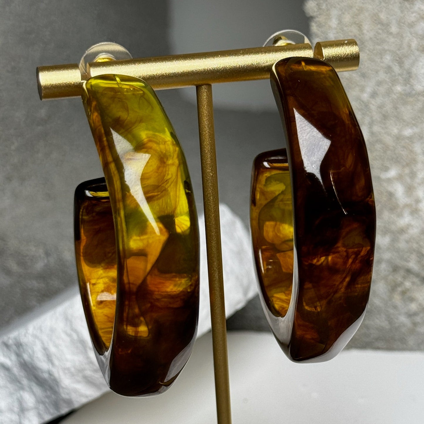 Cocoa Curve Hoop Earrings