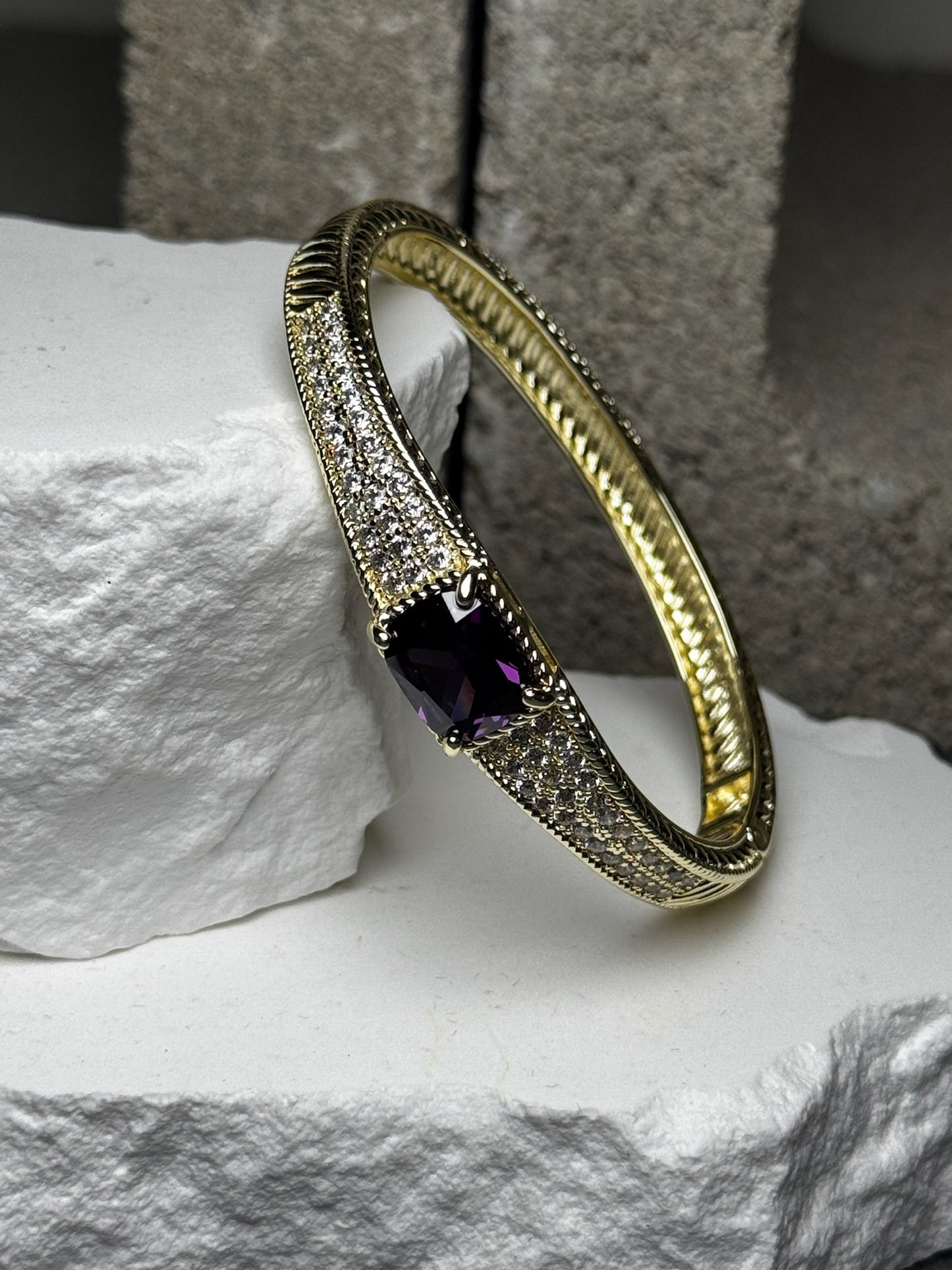 One & Only Gem Bracelet 6.5"
