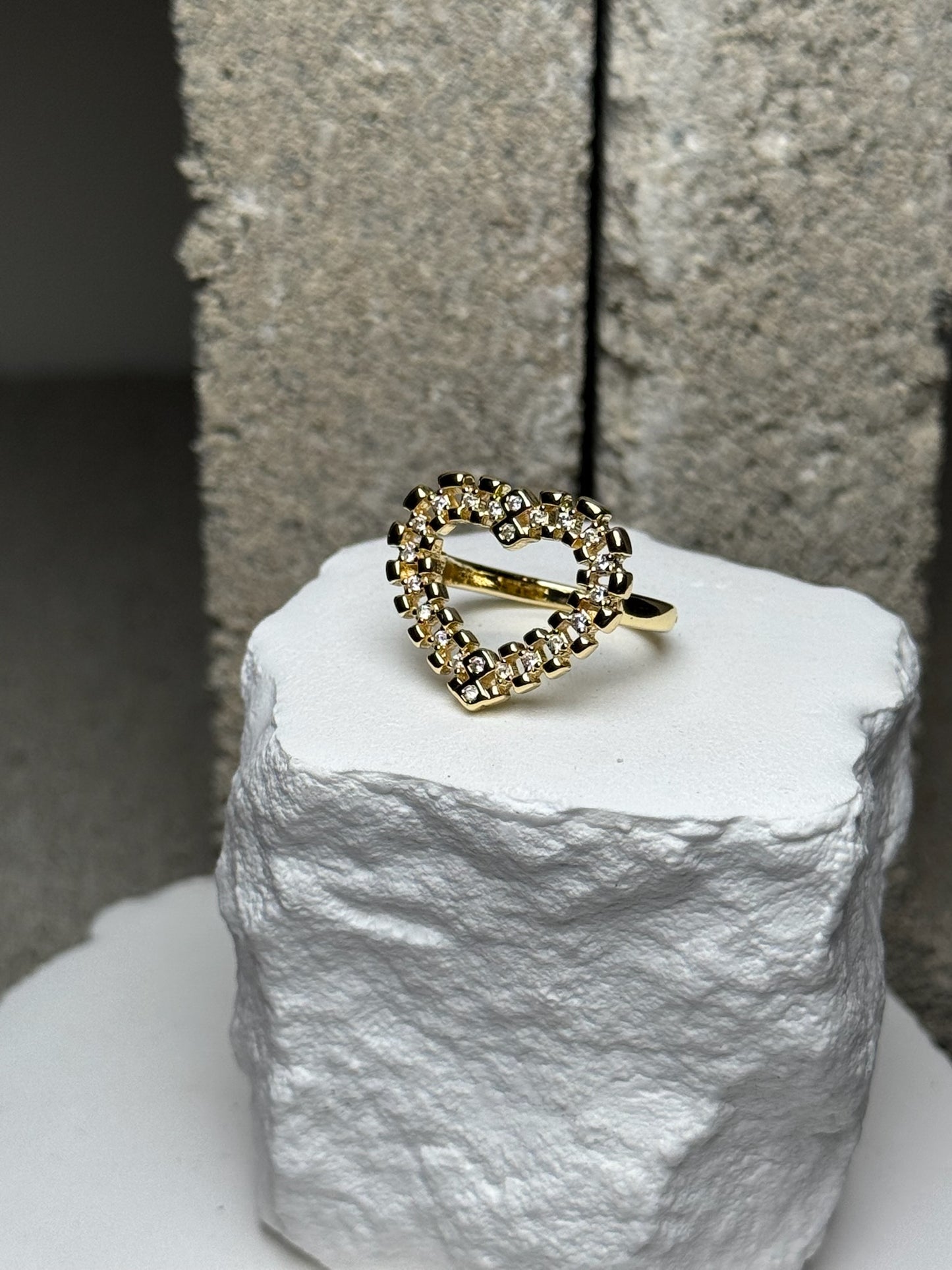 Hotline Ring Size 6