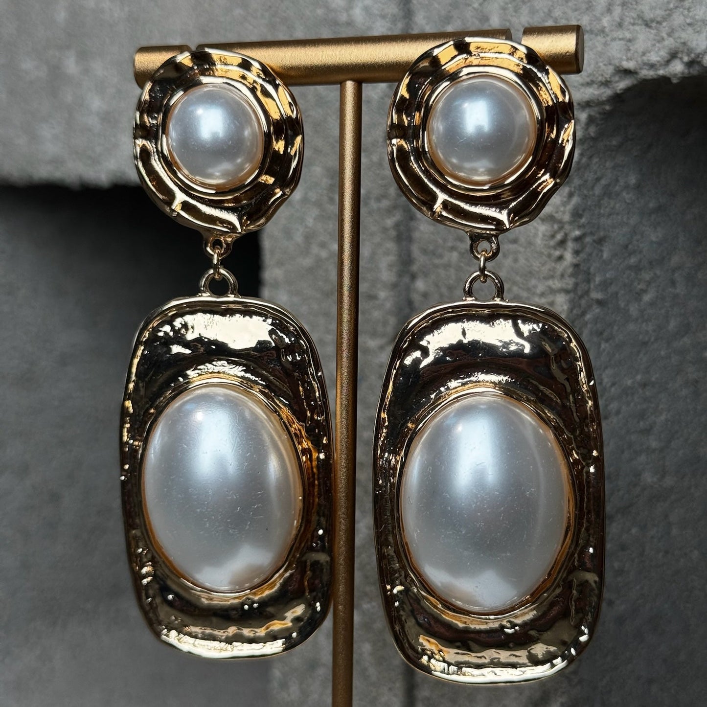 Glow Off Pearl Layered Earrings