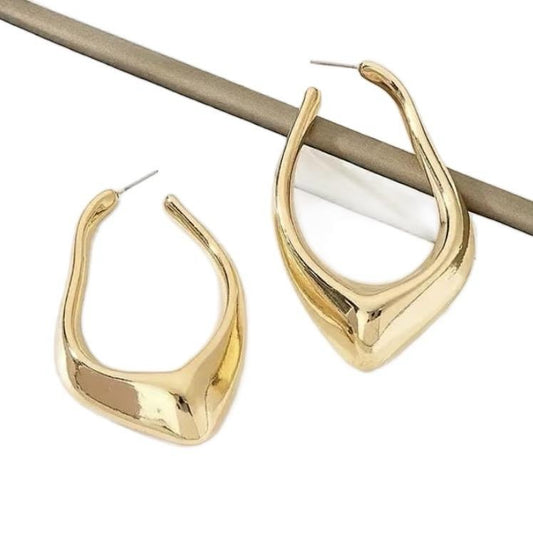 Over The Top Curved Earring