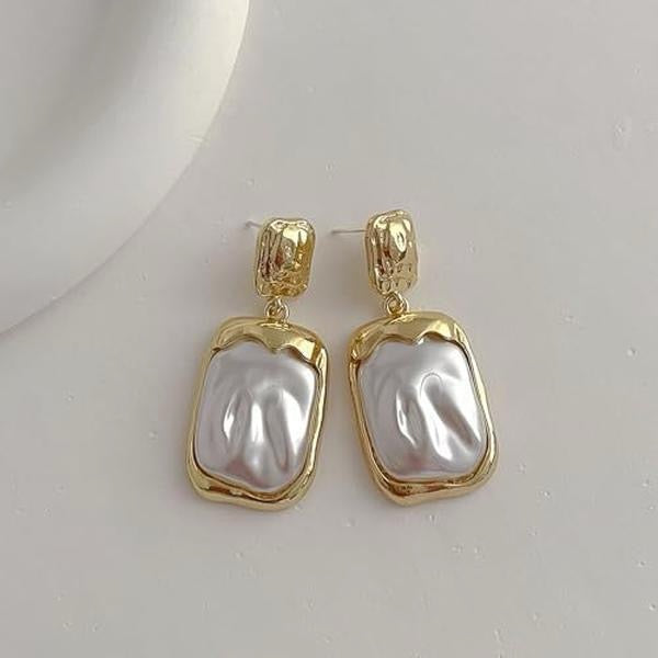 So Groovy Pearl Pendant Earrings