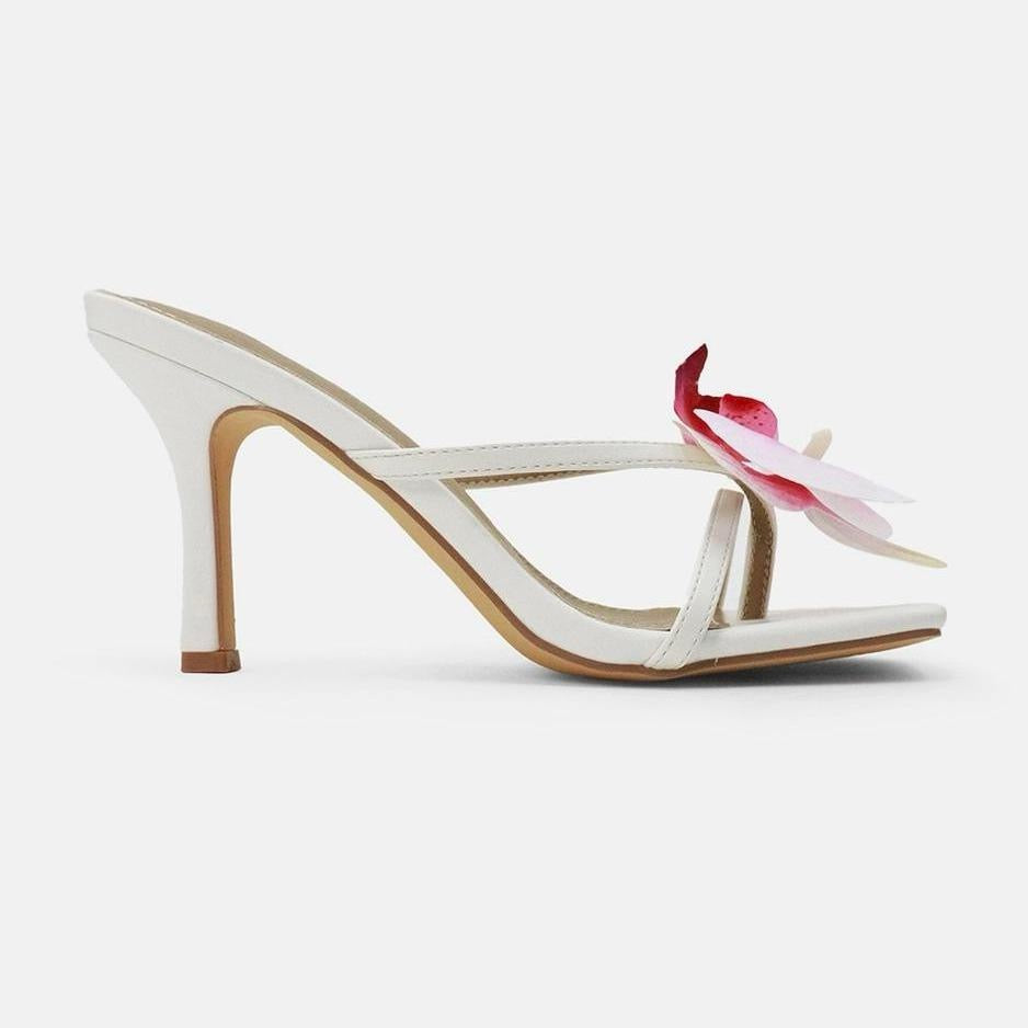 Artemis Flower Thong Heel