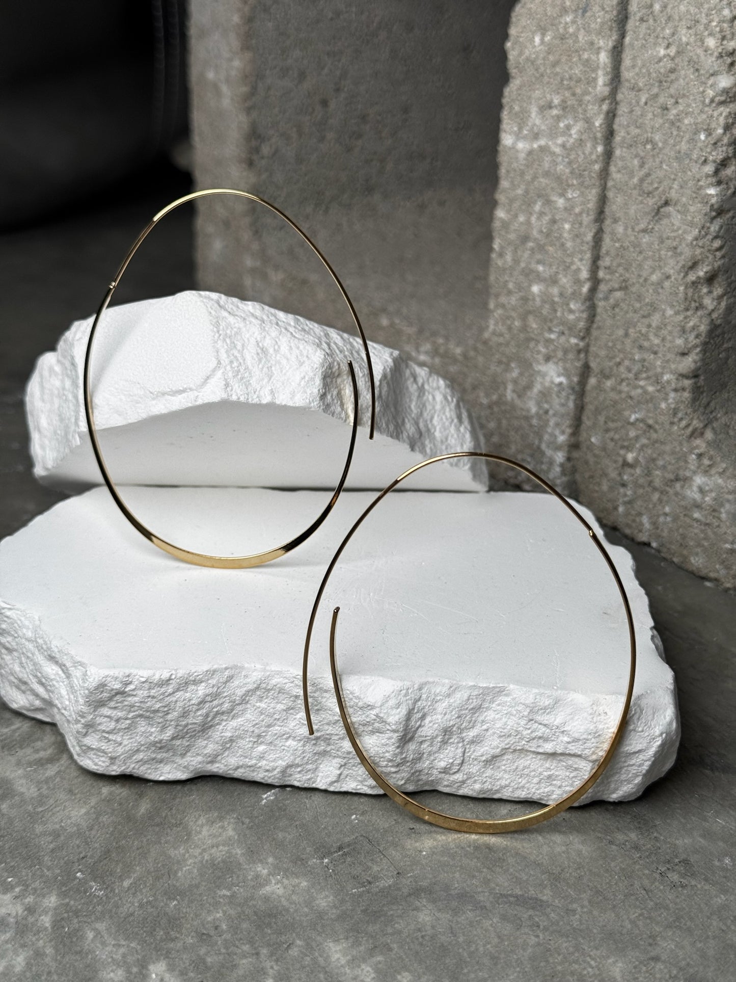 On & On Thin Oval Hoop Earring