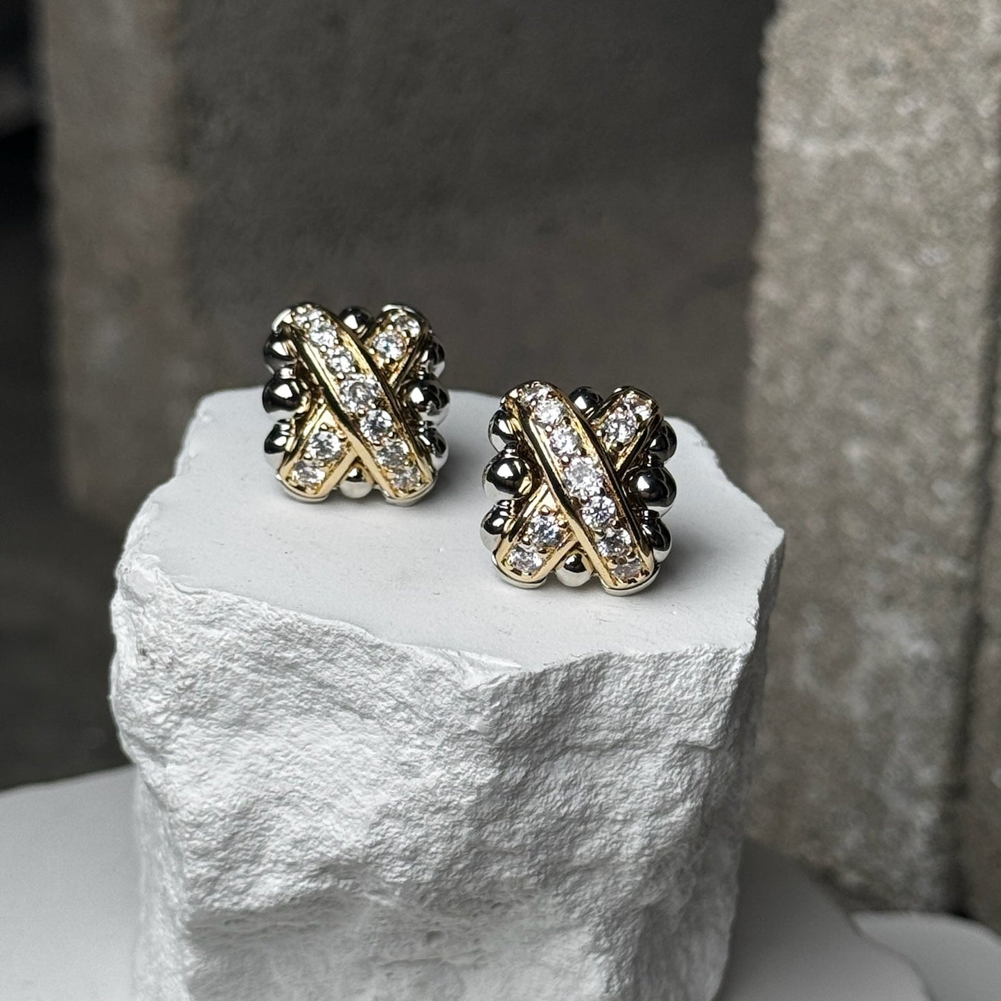 LUXE Mix Metal Stud Earrings