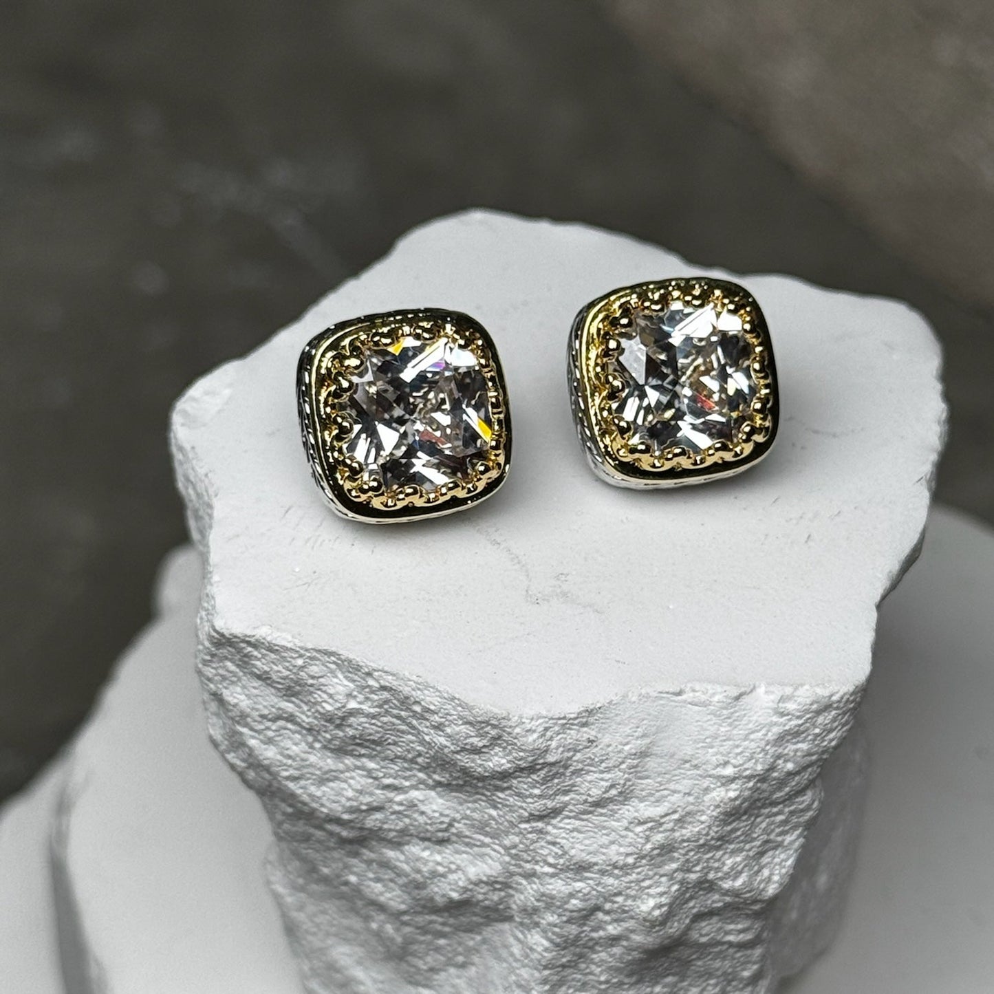 LUXE Mix Metal Stud Earrings