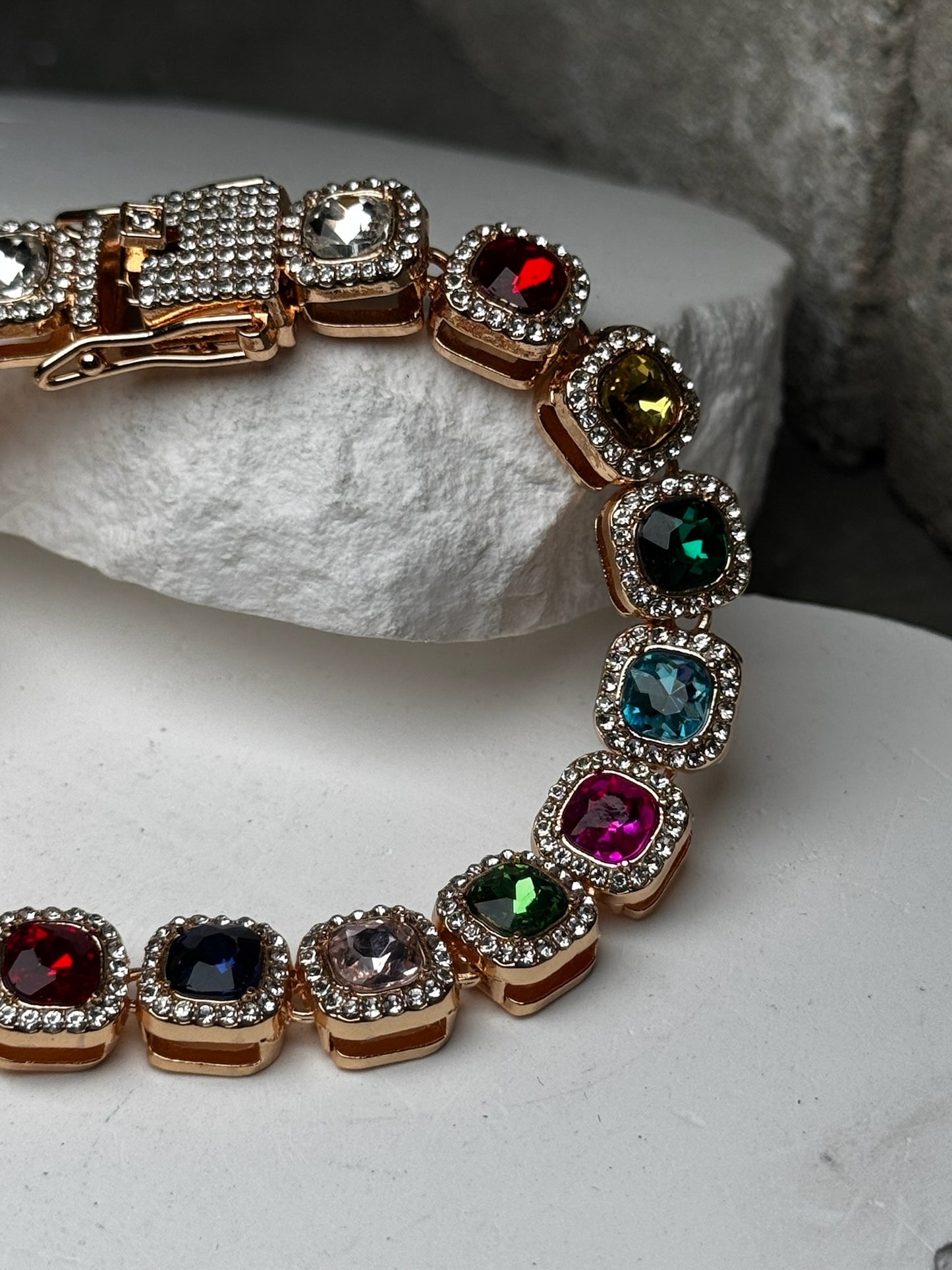 So Sophisticated Gem Bracelet 8"