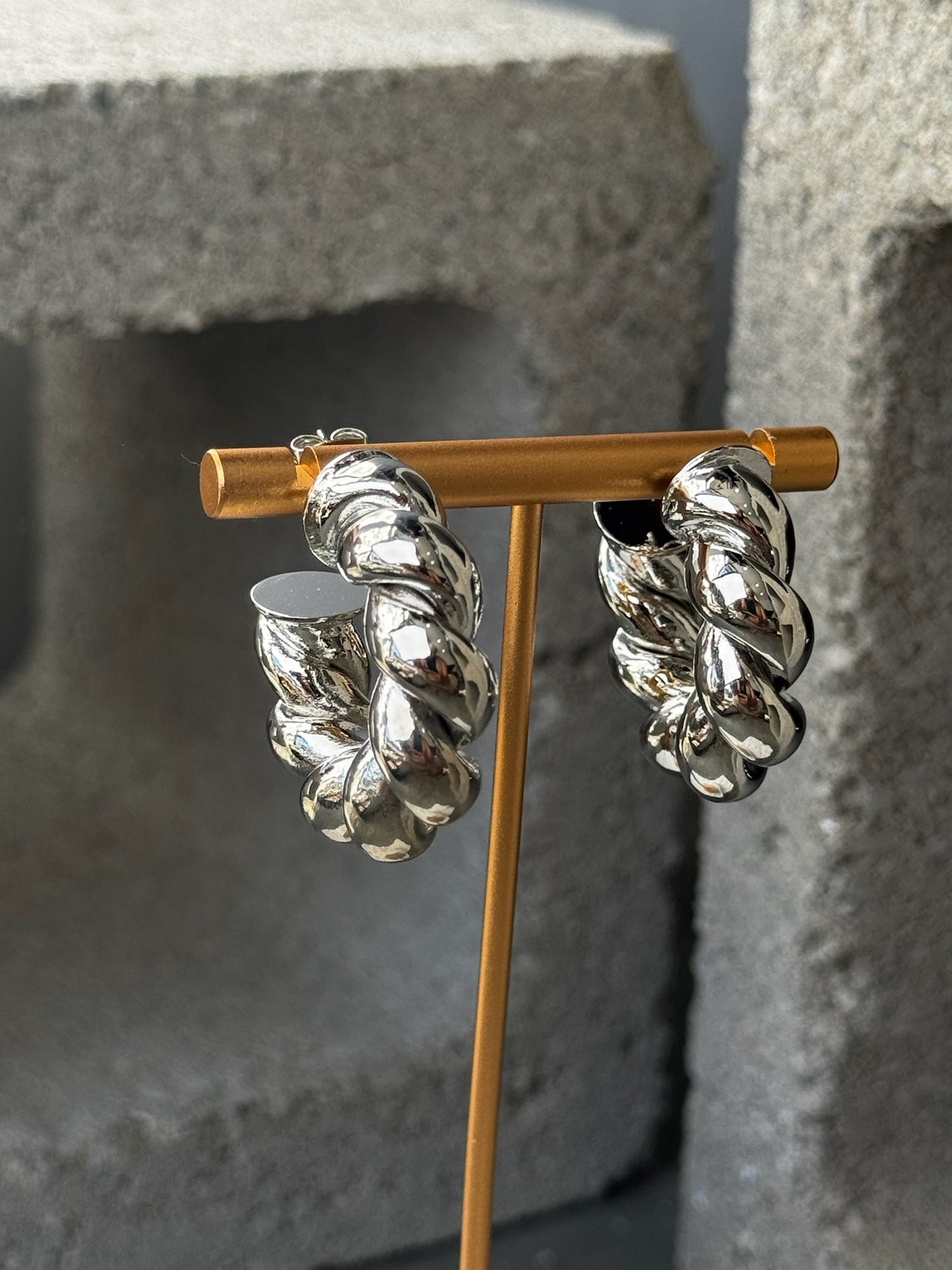 Woven Medium Hoops