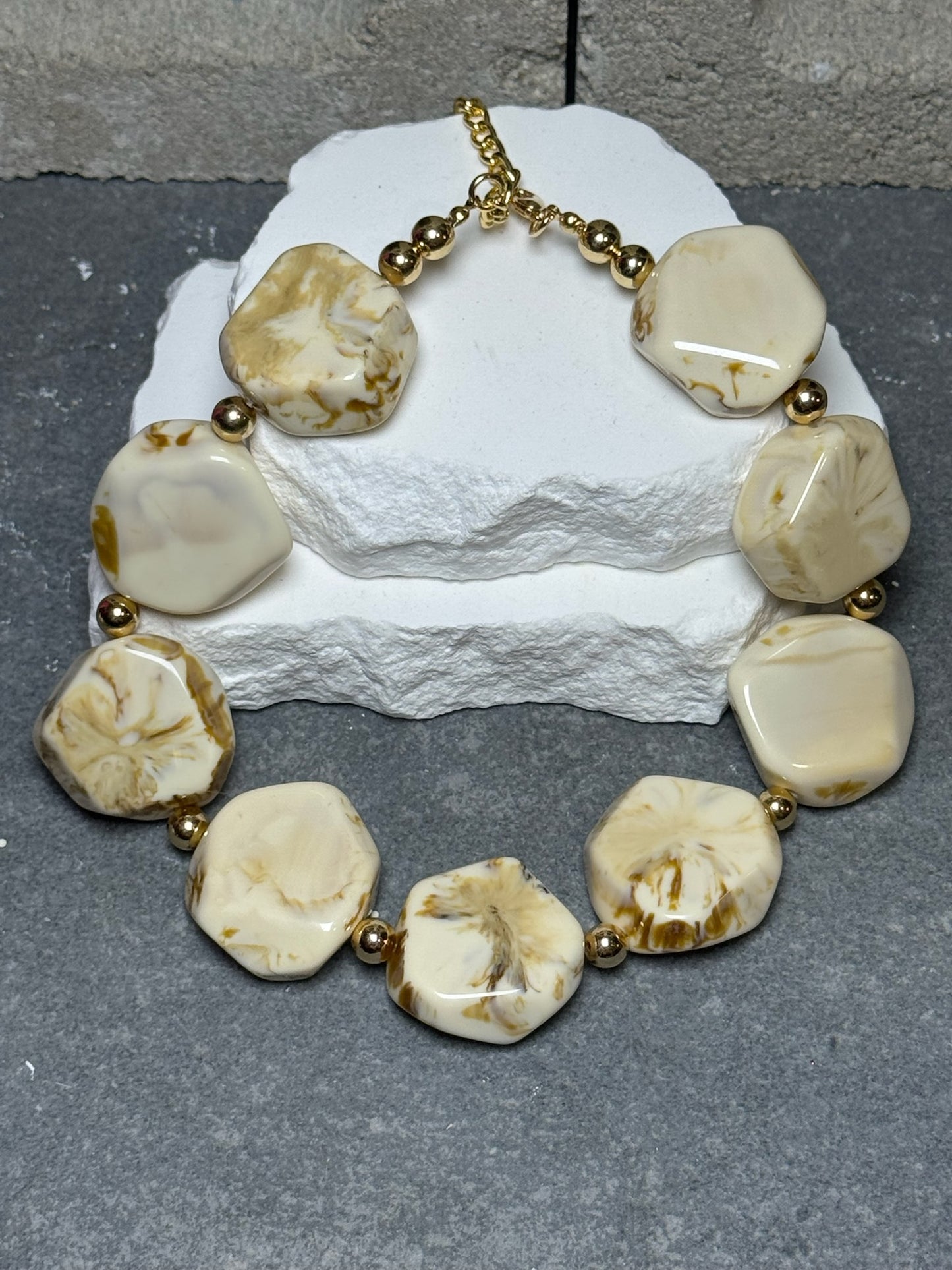 Marble Affair Stone Necklace 16” w/ Extender