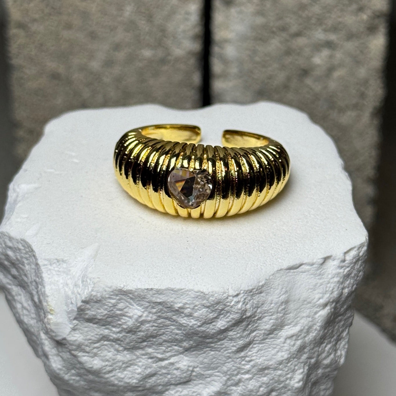 Sweet on You Ribbed Ring 8