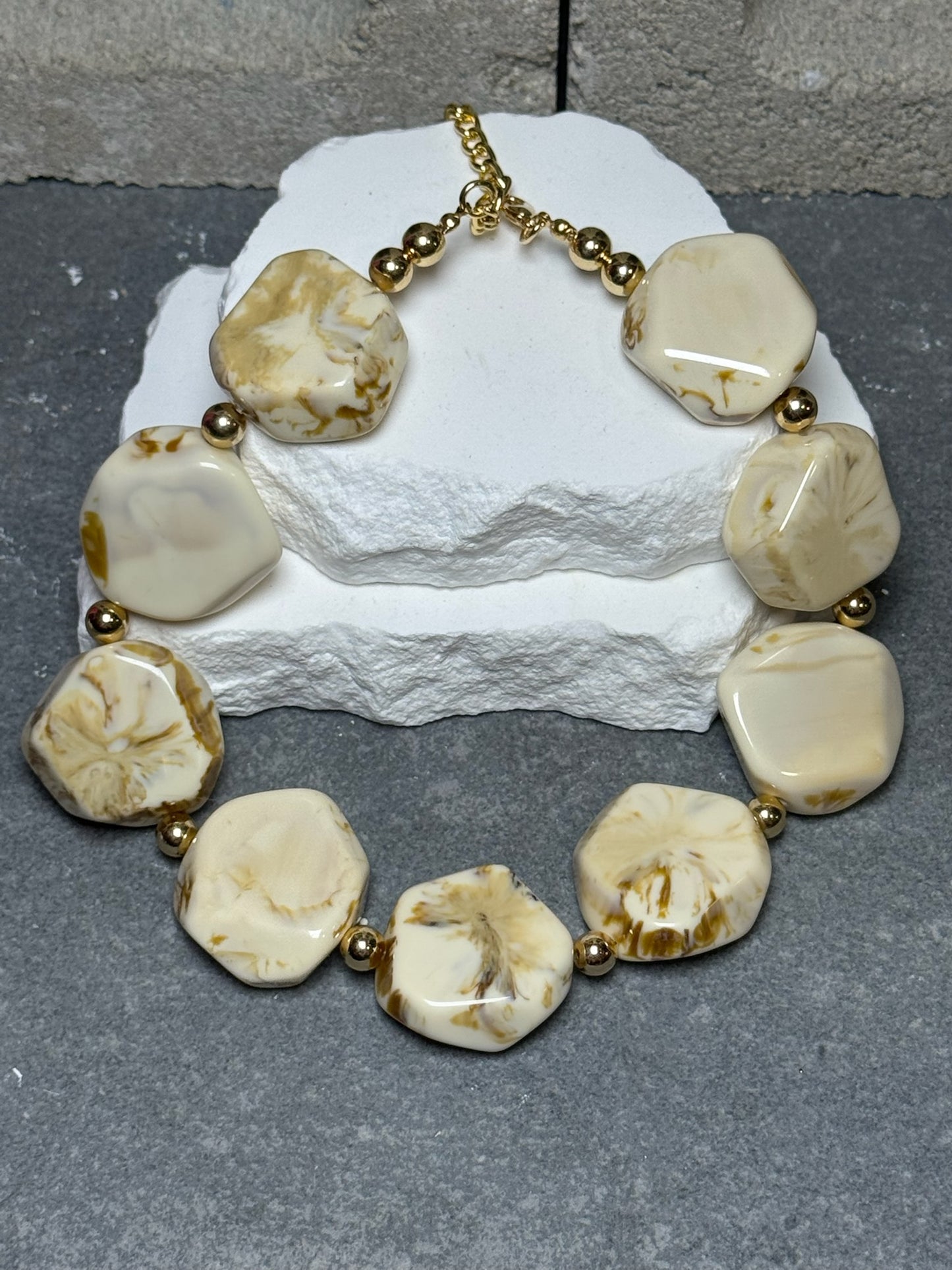 Marble Affair Stone Necklace 16” w/ Extender