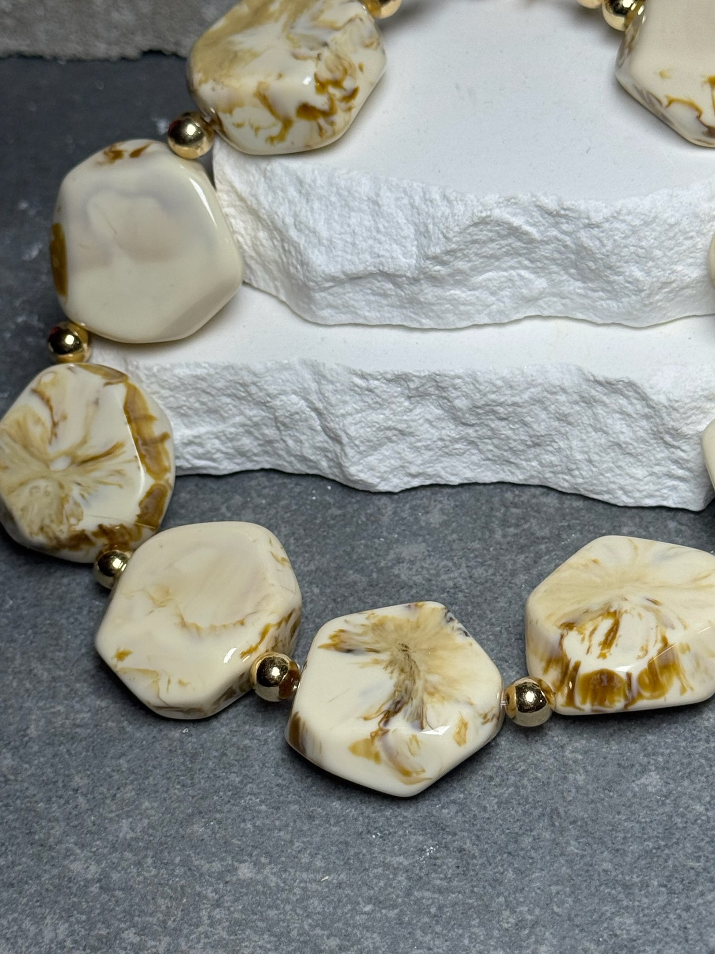 Marble Affair Stone Necklace 16” w/ Extender