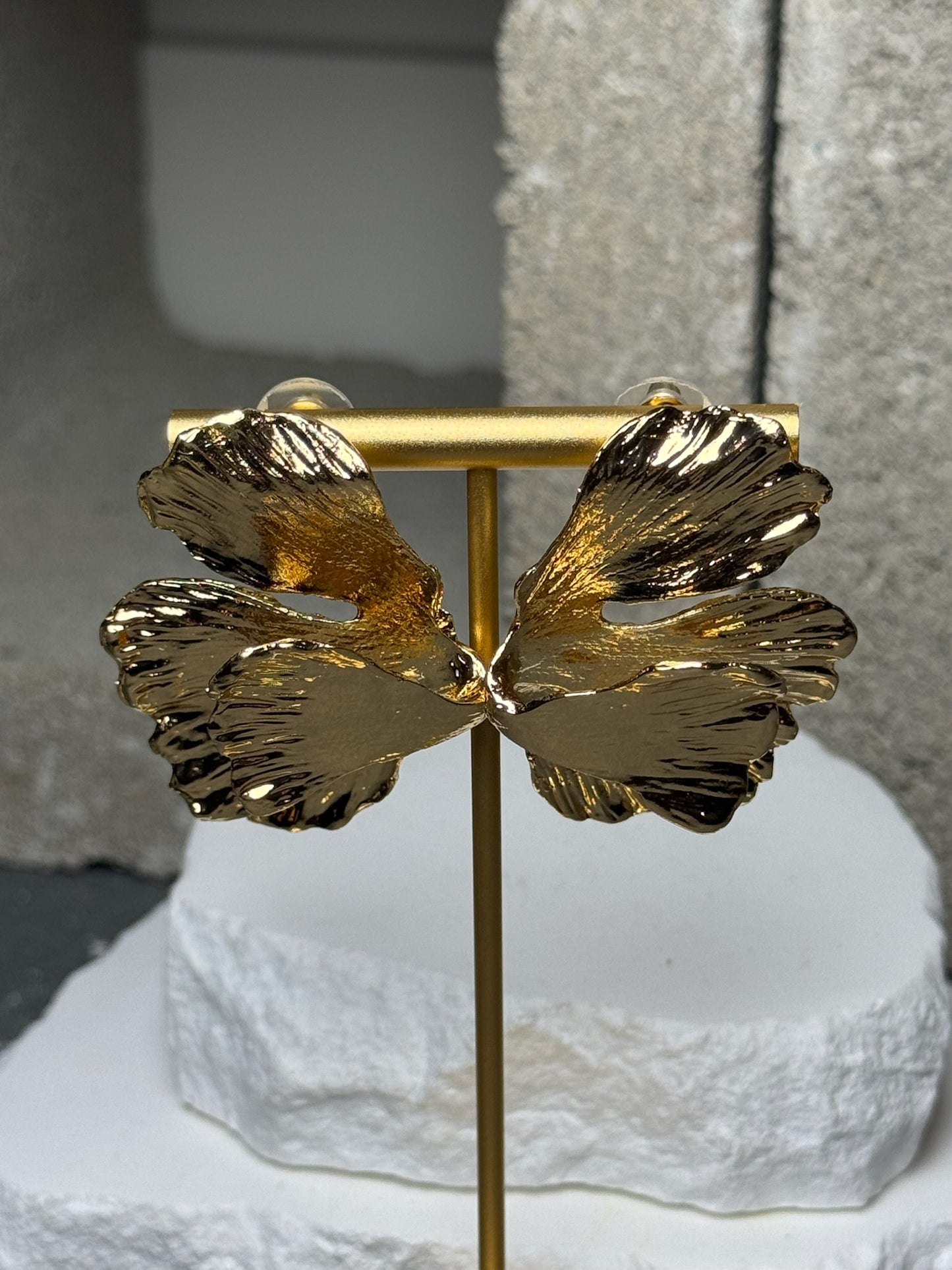 Petal Drama Stud Earrings