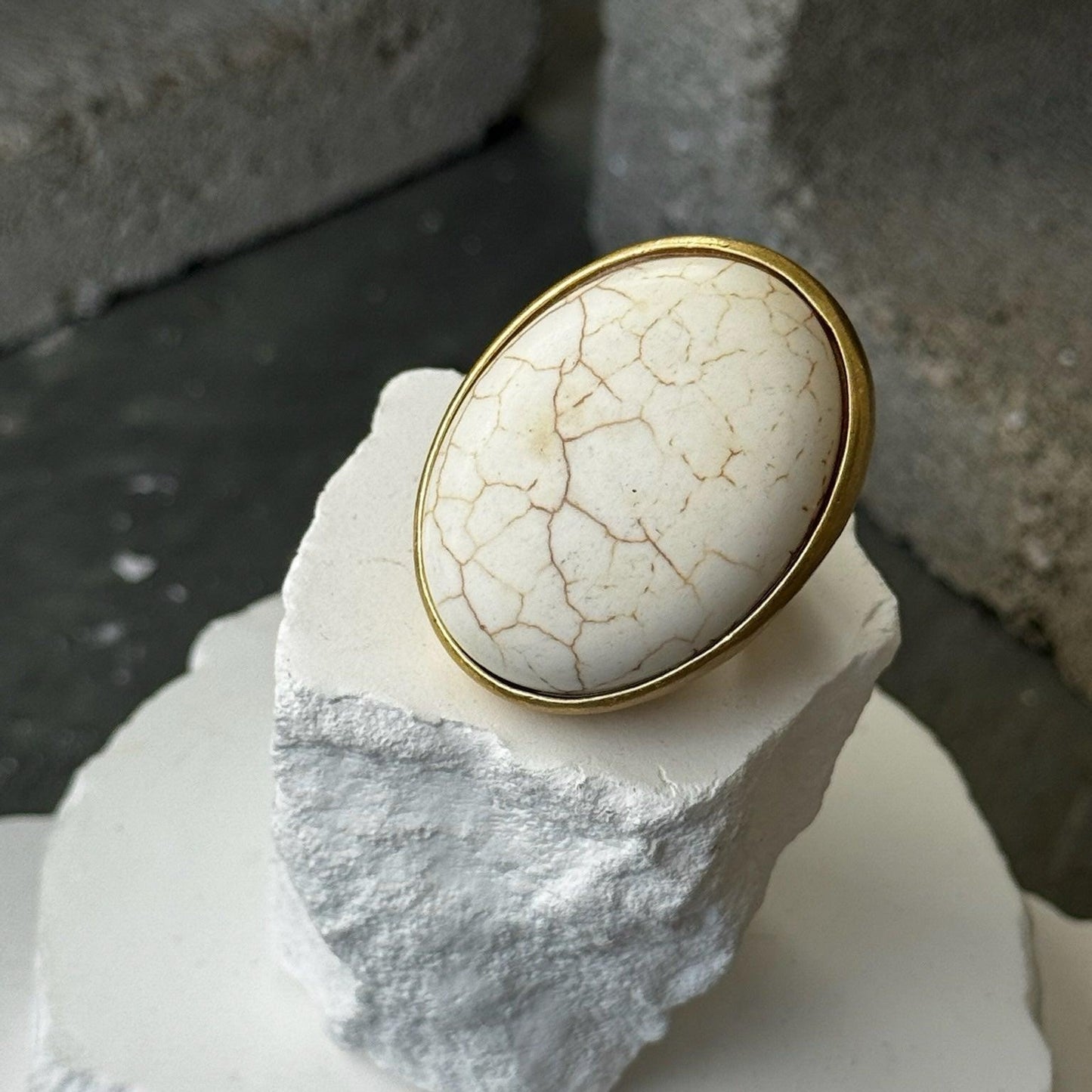 Stone Wash Expandable Ring Up To Size 10