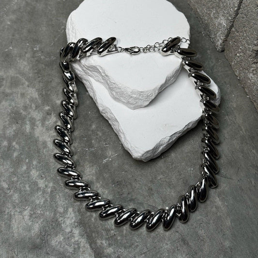 Vixen Layered Choker 17" w/ Extender