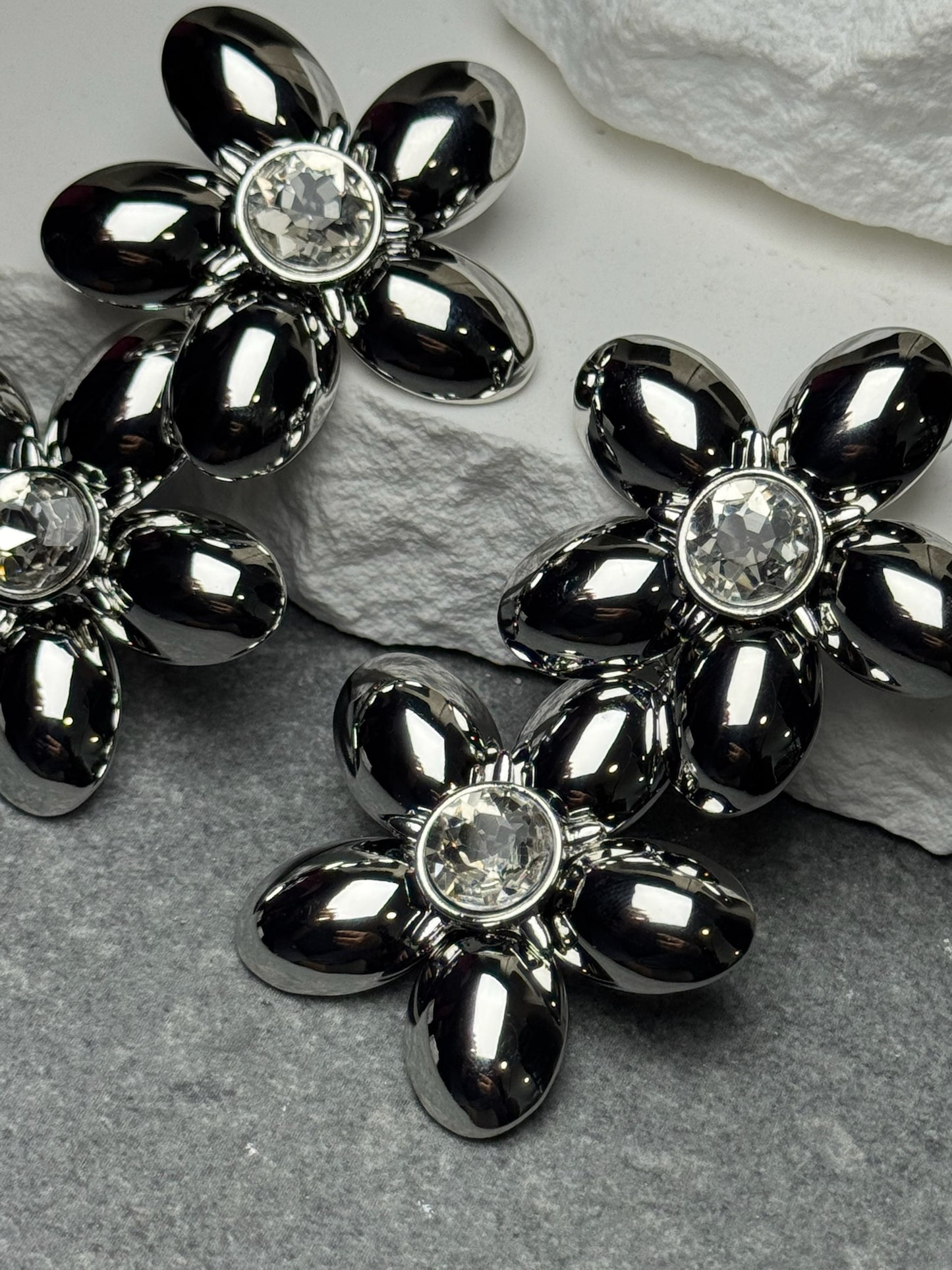 Shine Language Layered Flower Earrings