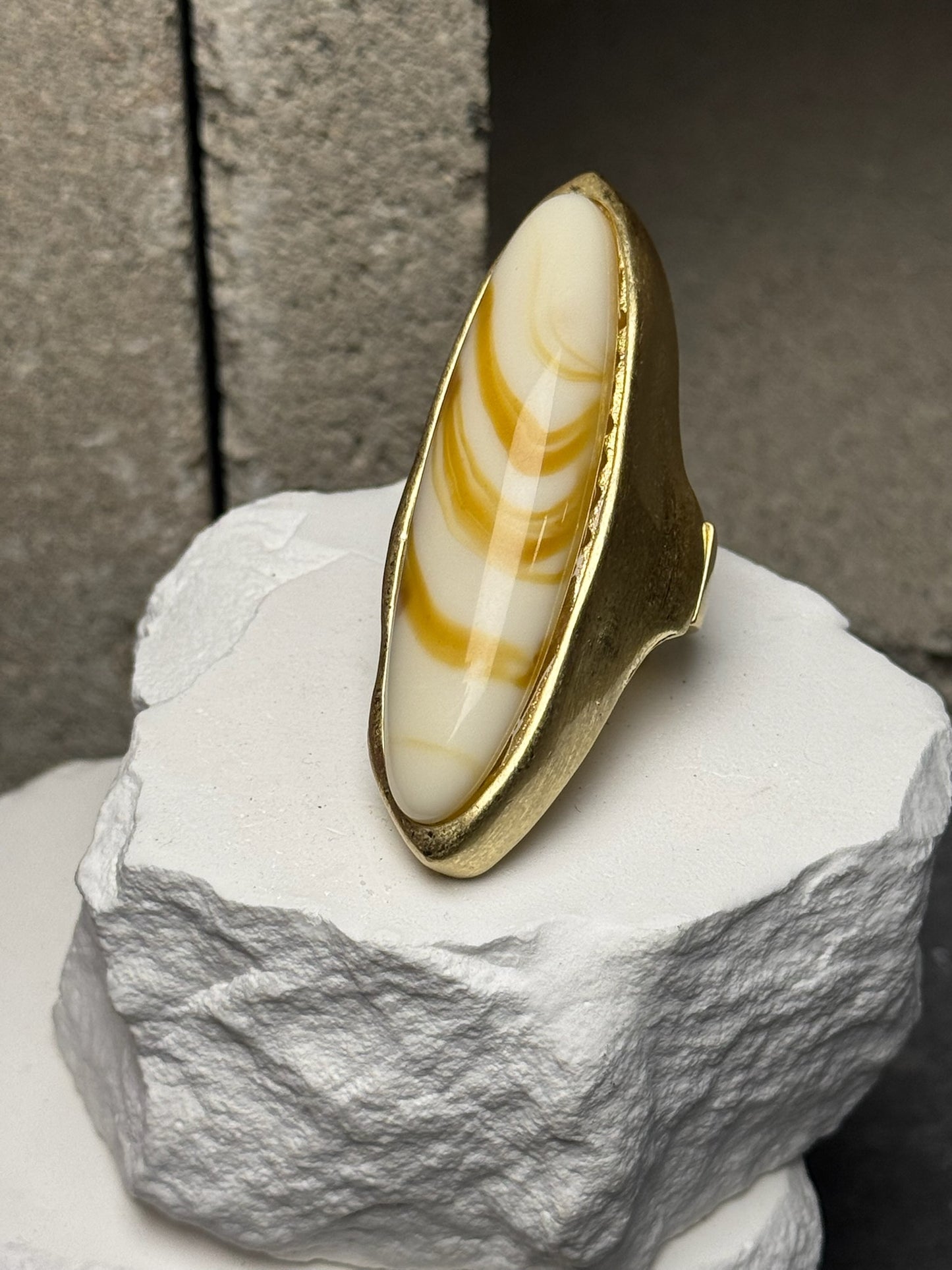 Natural Attraction Expandable Ring Up To Size 10