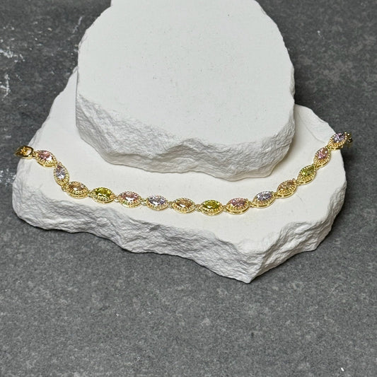 Dream Girl Bracelet 7.5"