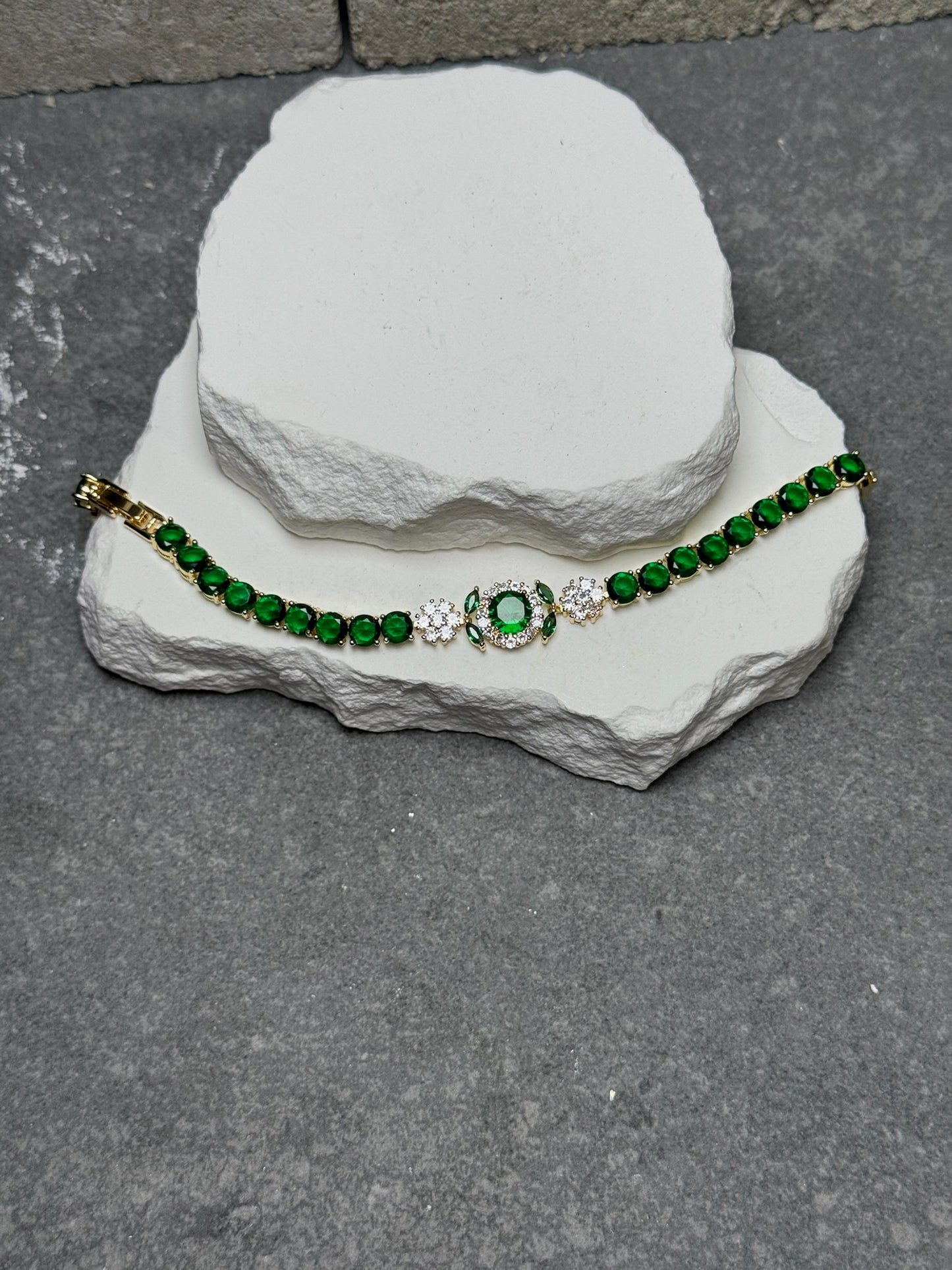 Pretty Privilege Bracelet 7"