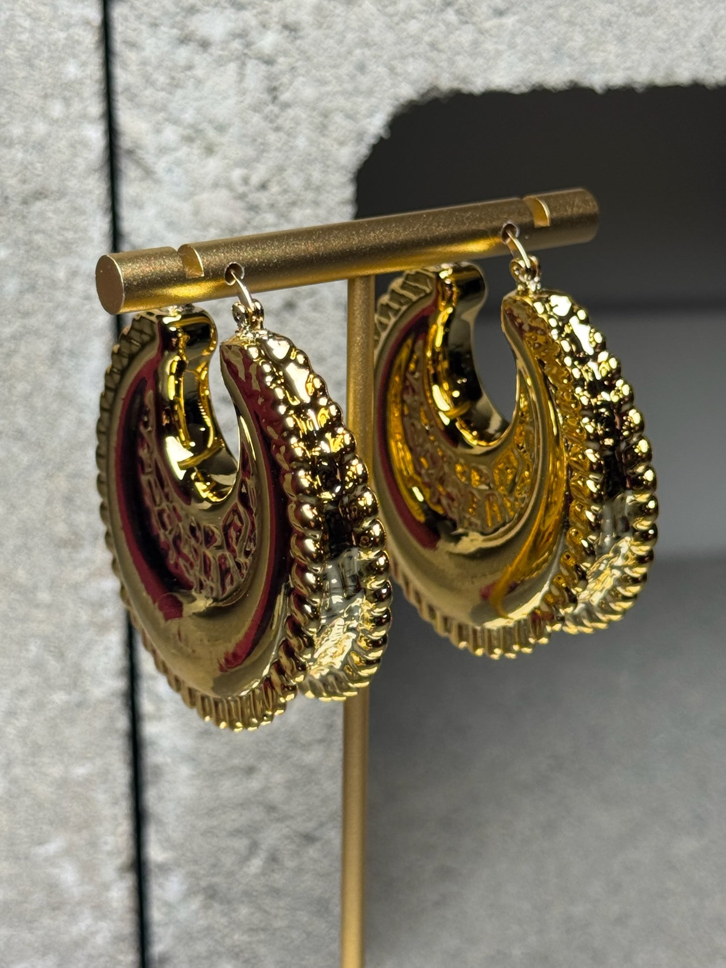 Booked & Busy Chunky Hoop Earrings