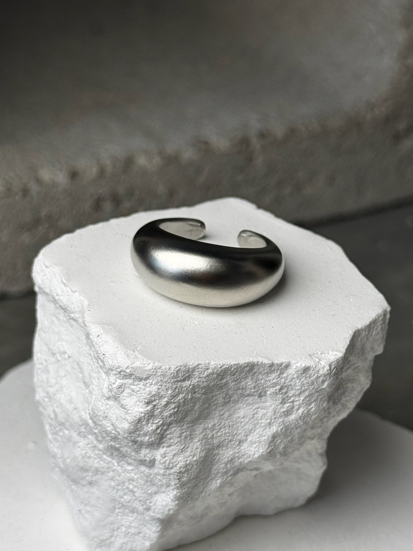 Sweet Spot Midi Ring 7"