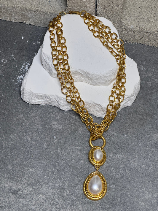 The Vivienne Pearl Necklace