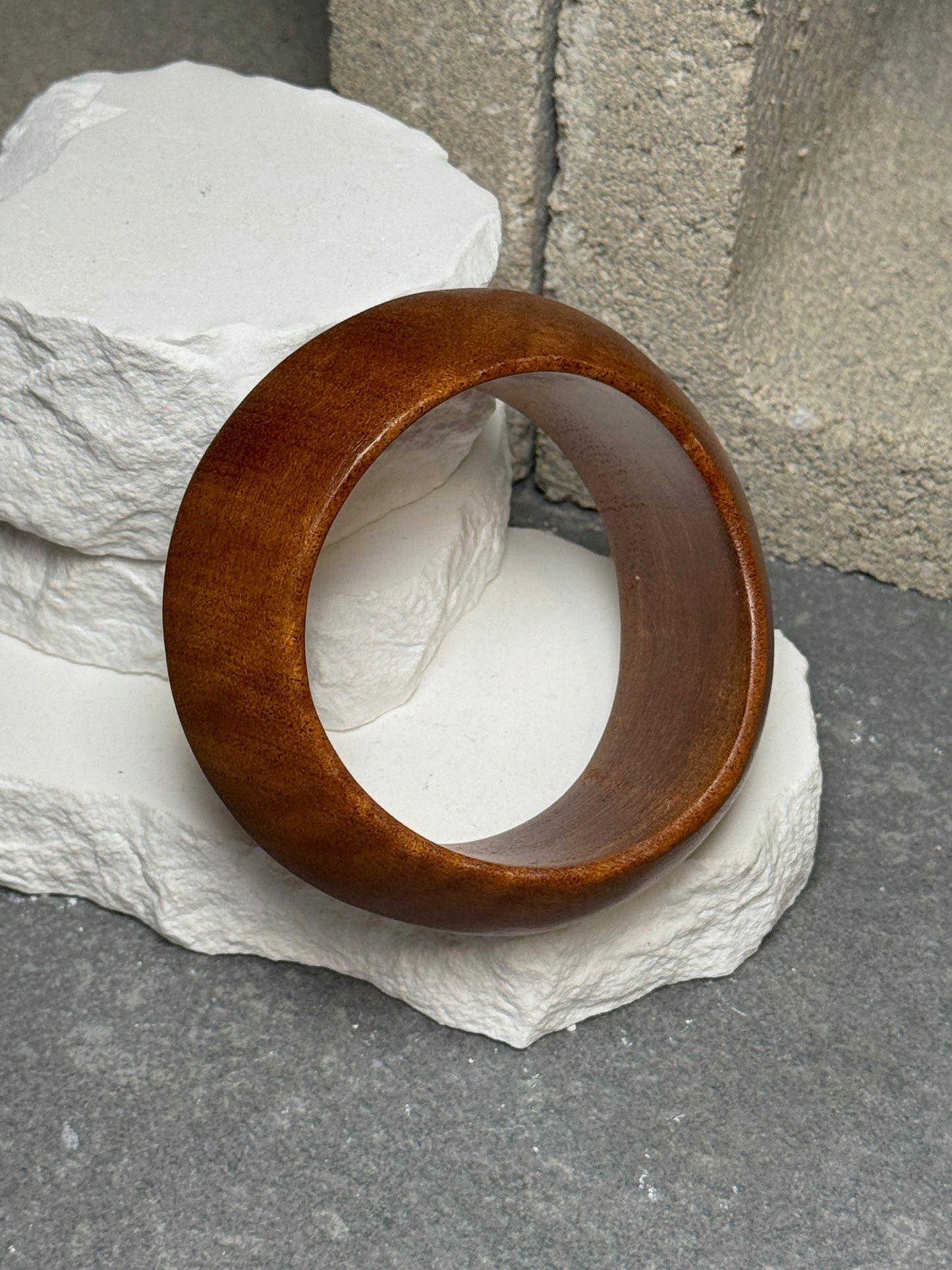 The Mohogany Bangle 8 Inches