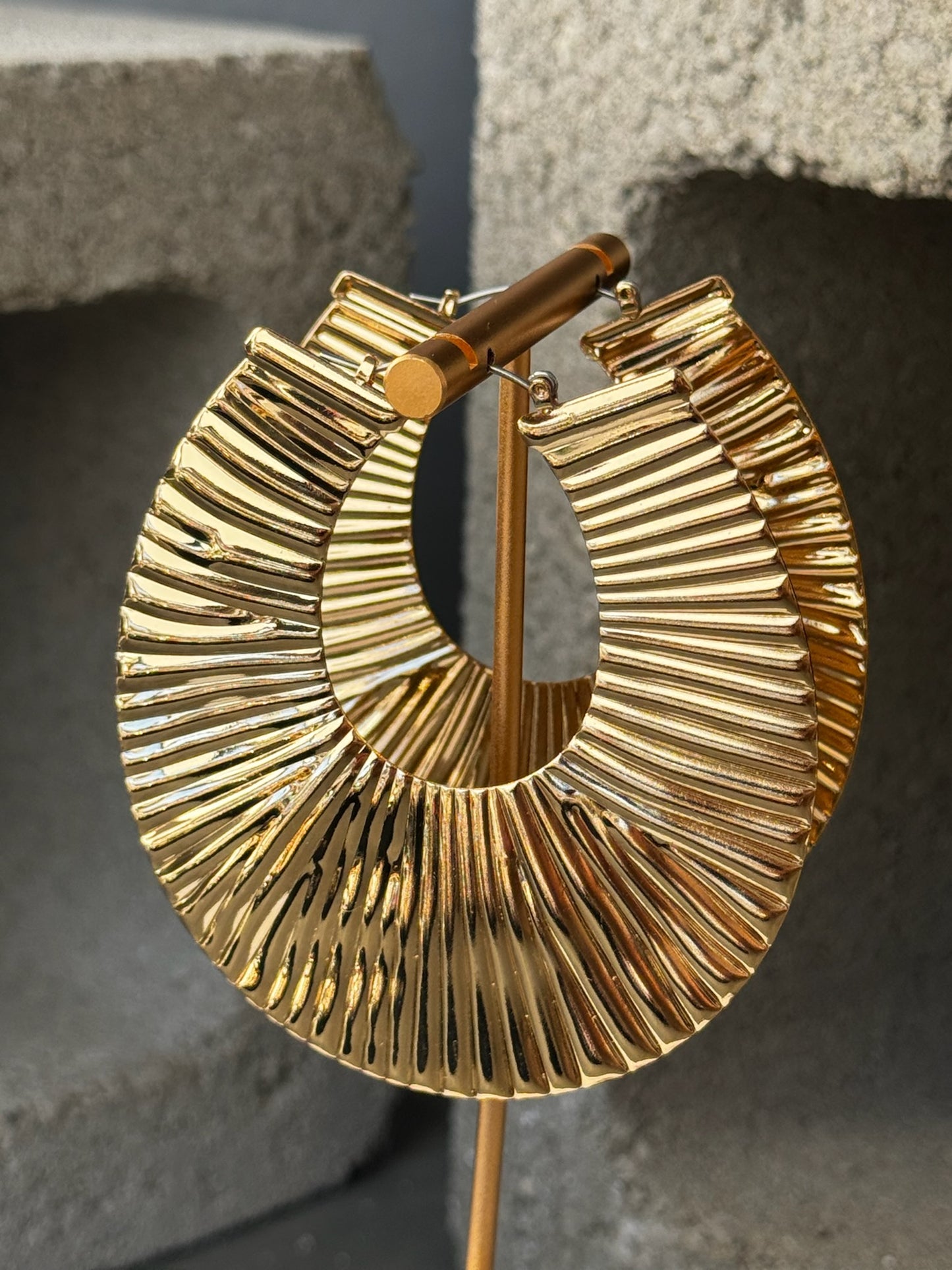 Resort Mode Oversized Hoop Earrings