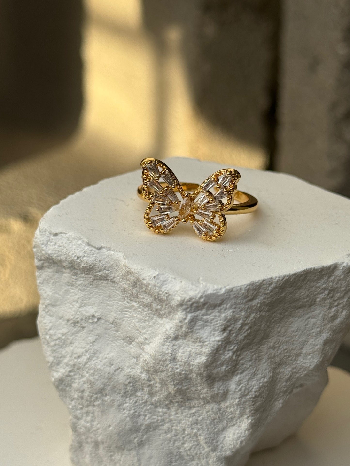Butterfly Sparkle 18k Adjustable Ring Up To Size 10