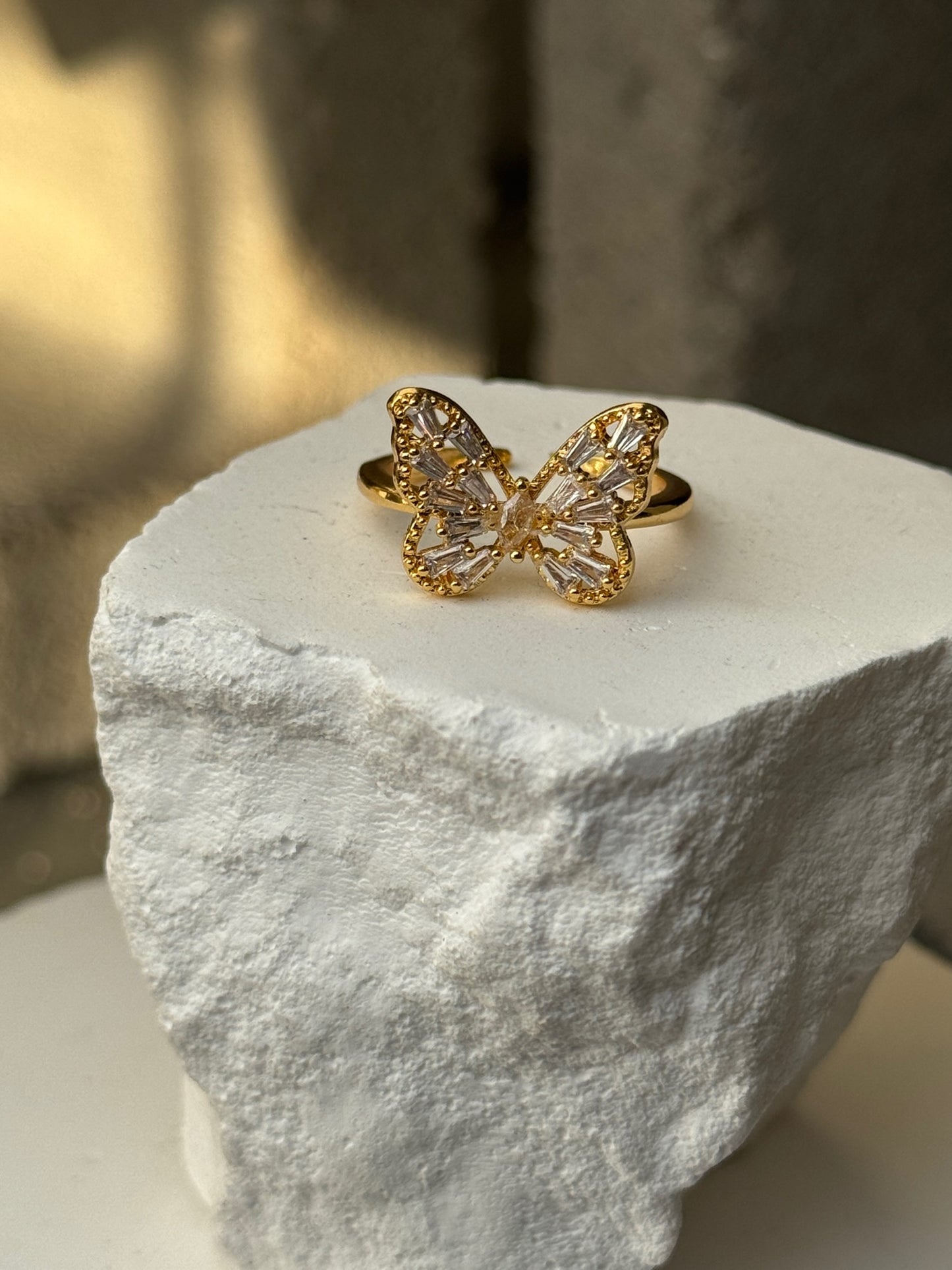 Butterfly Sparkle 18k Adjustable Ring Up To Size 10