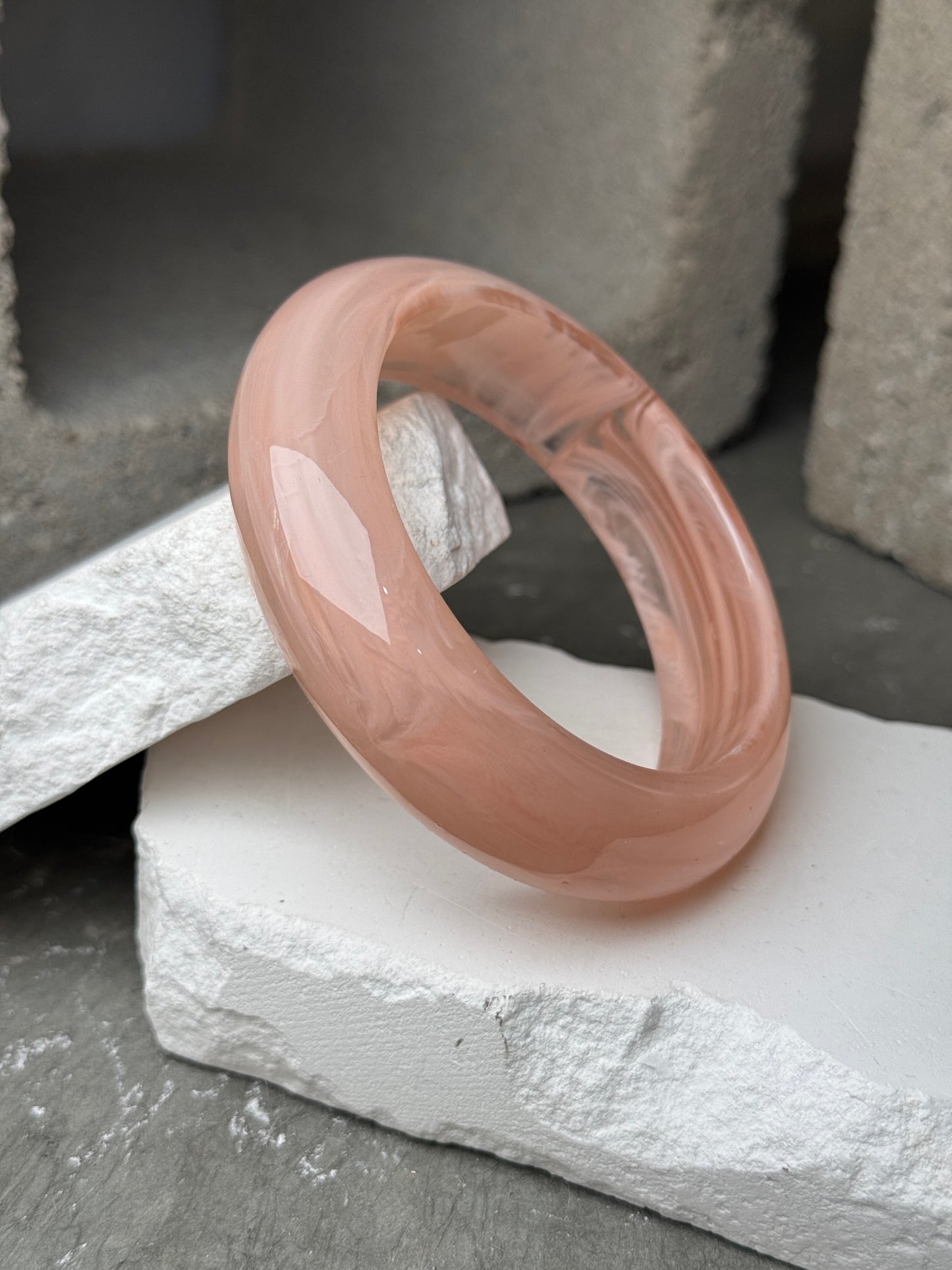 Tropic Twist Bangle 7.5"