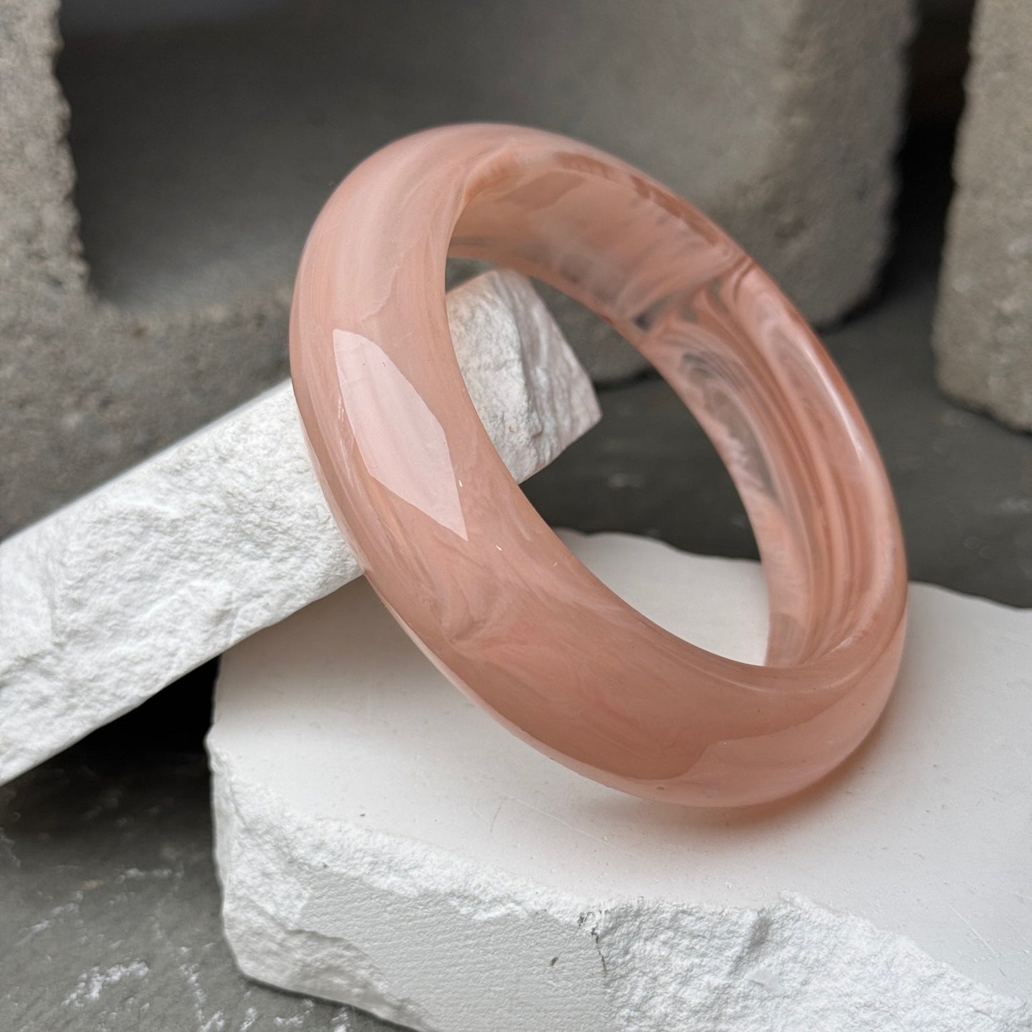 Tropic Twist Bangle 7.5"