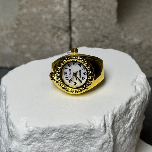 Watch Me Shine Expandable Ring Up To Size 10