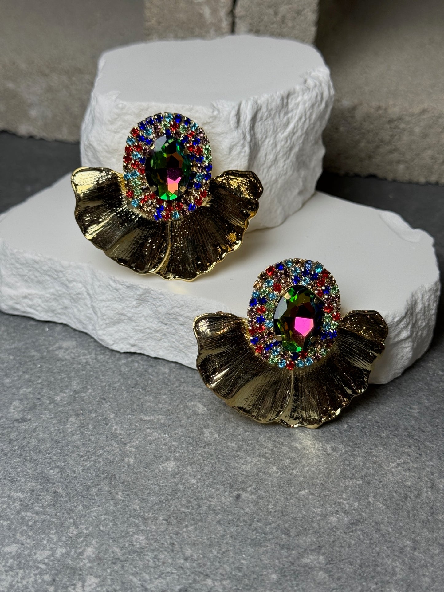 Queen Radiance Fan Earrings