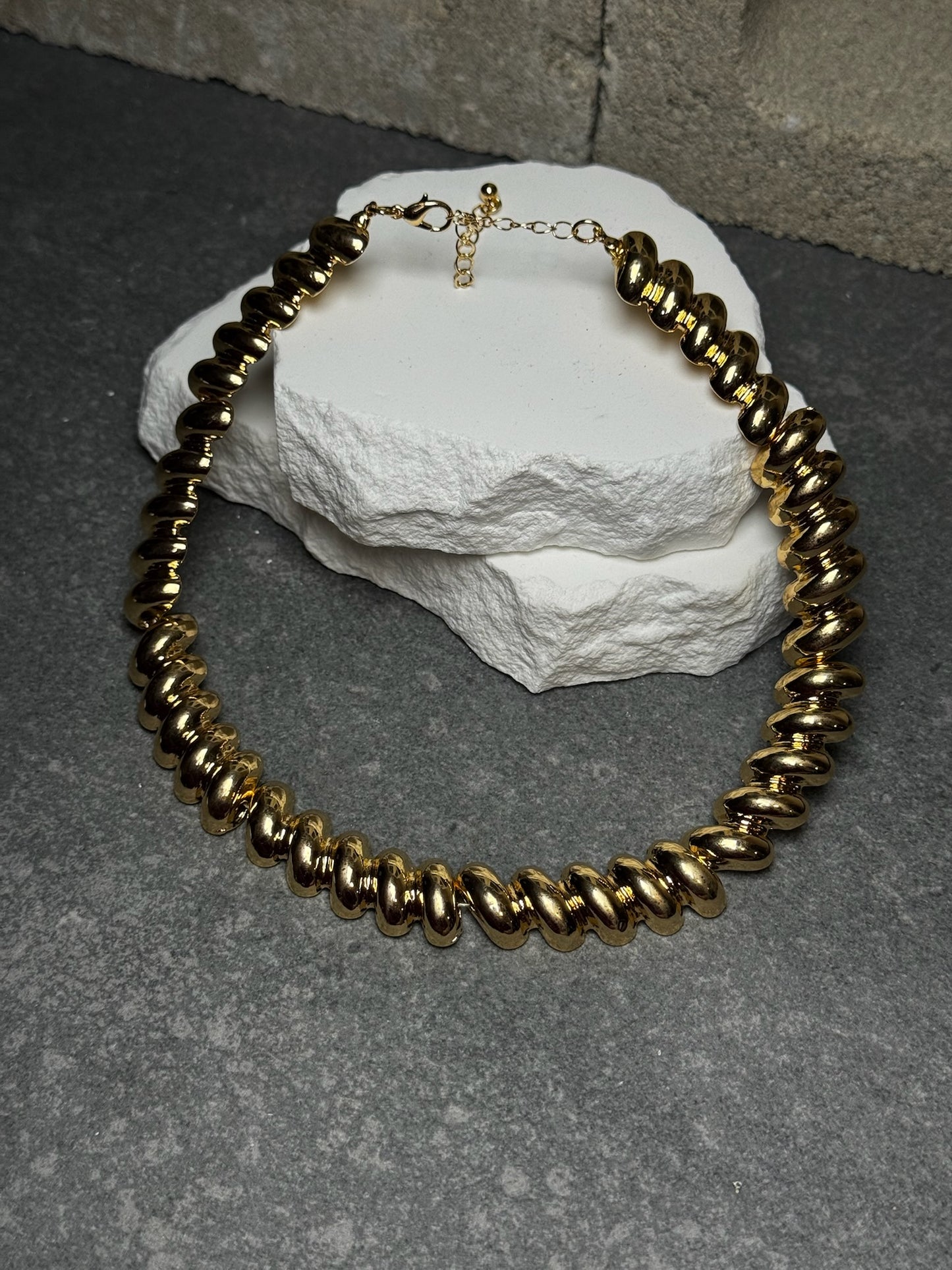 Siren Energy Choker 14"
