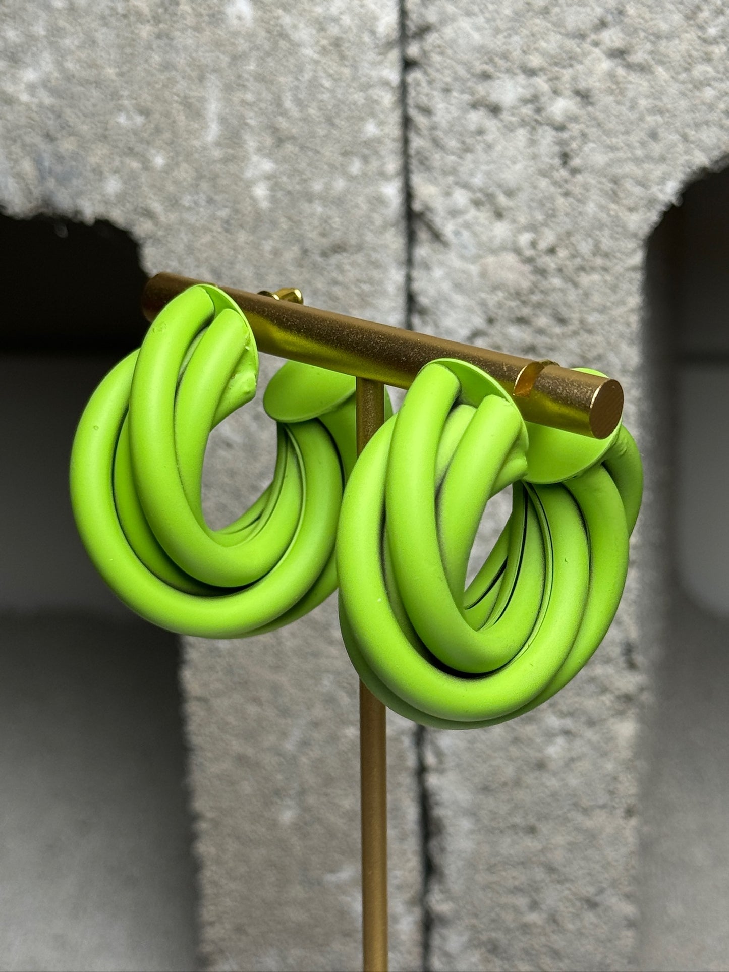 Zesty Swirl Hoop Earrings