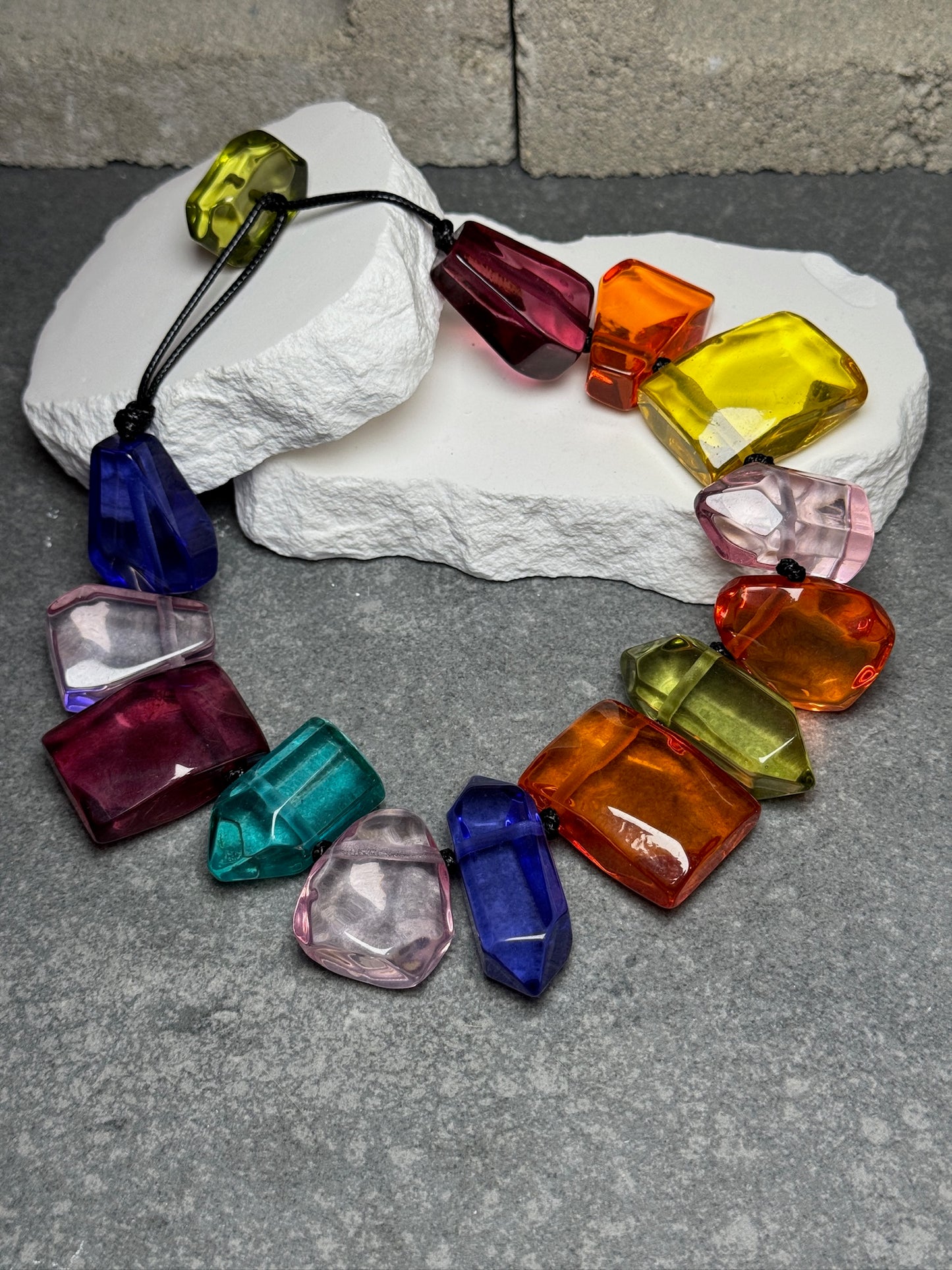 Jelly Gem Statement Necklace 19"