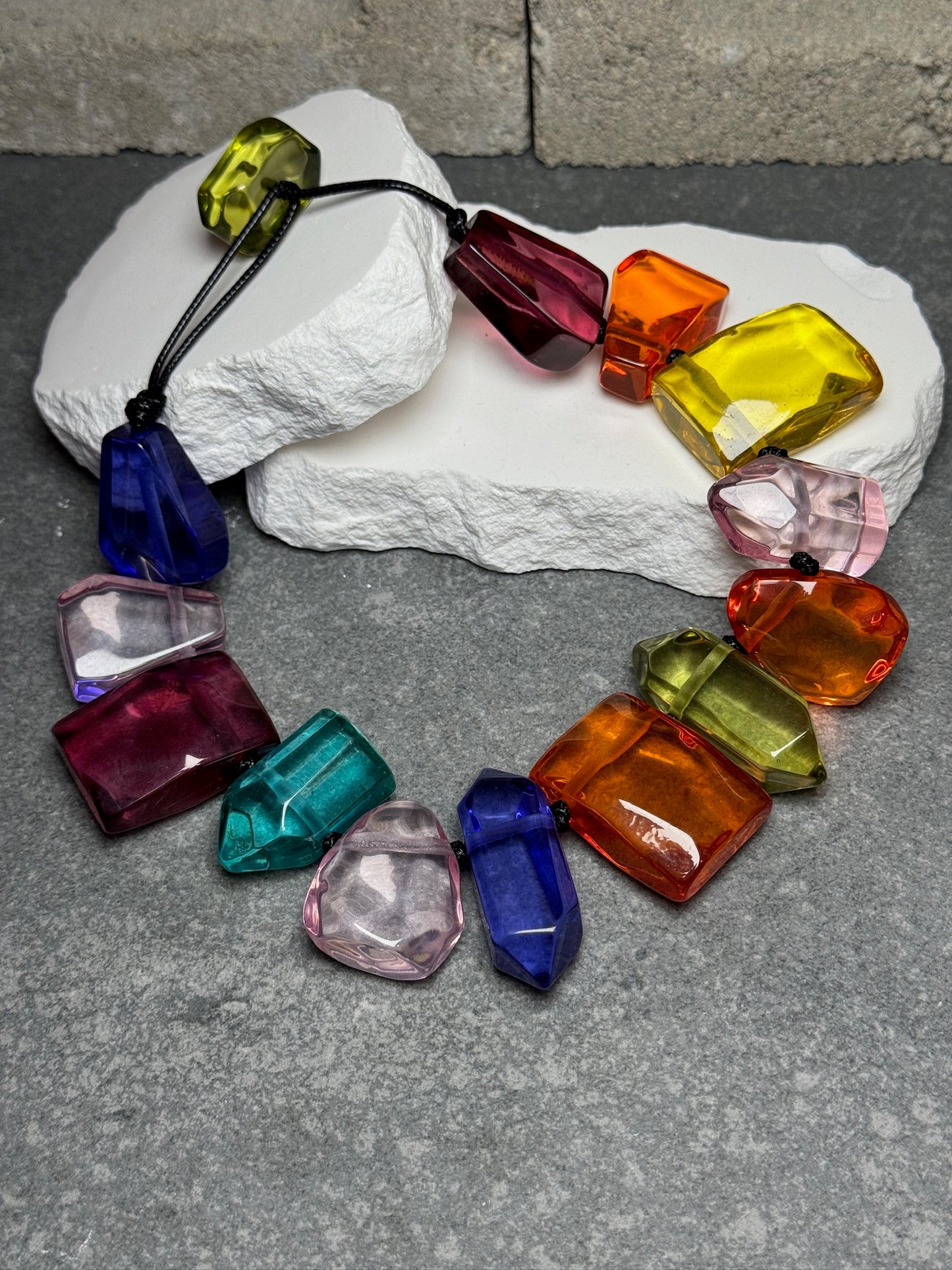 Jelly Gem Statement Necklace 19"