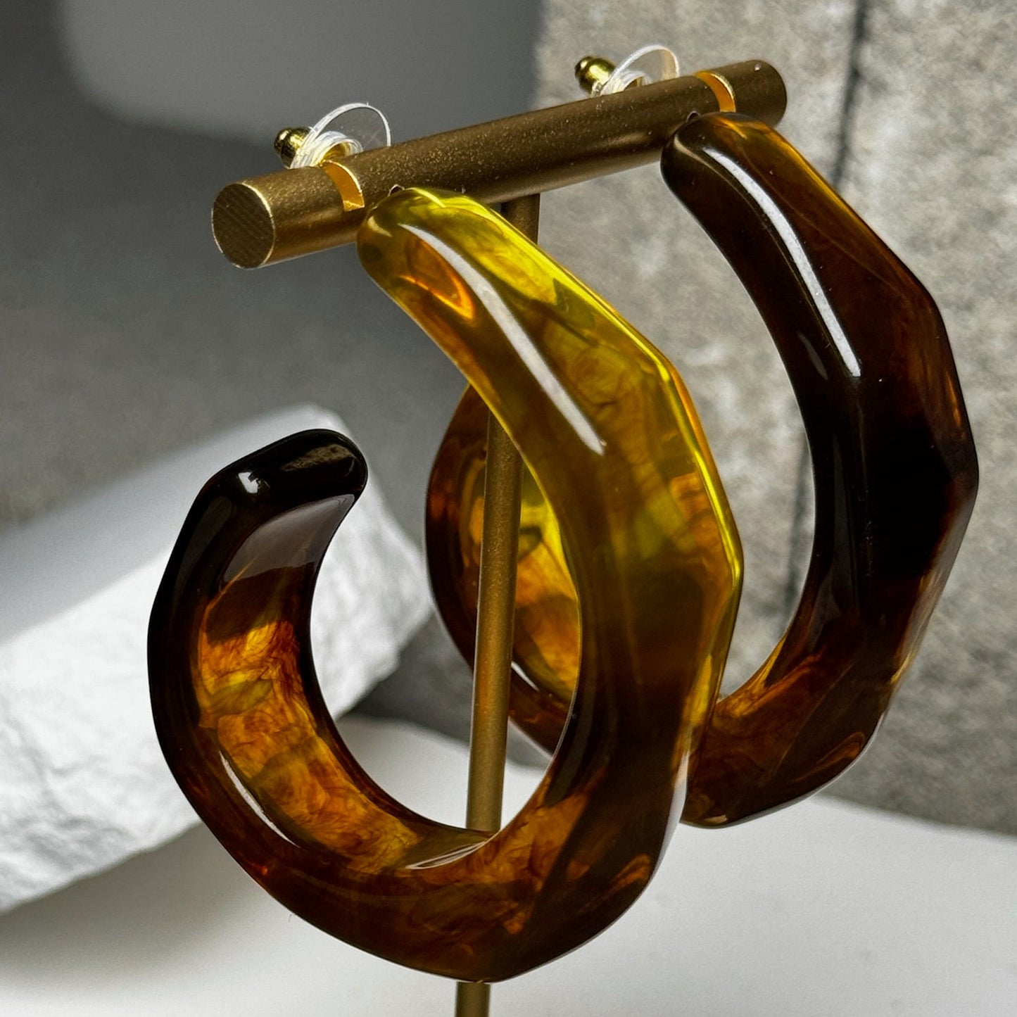 Cocoa Curve Hoop Earrings